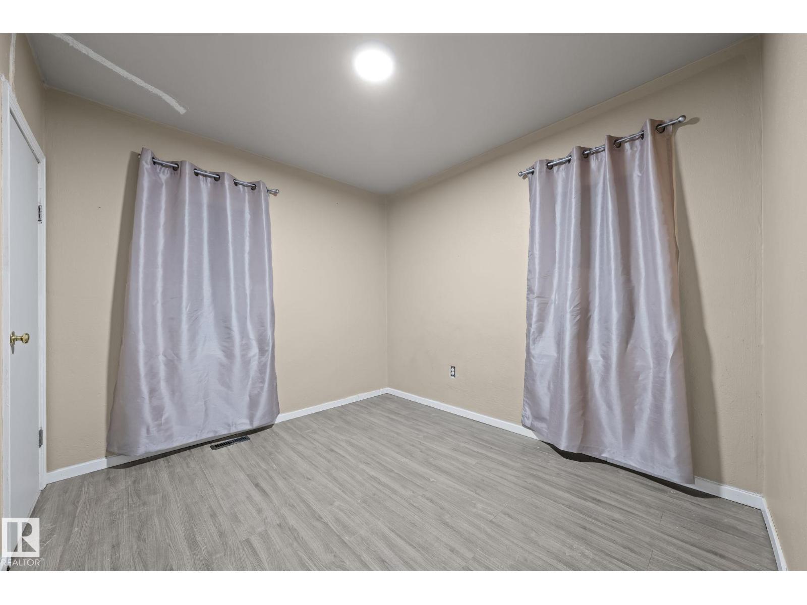 11414 85 St Nw, Edmonton, AB