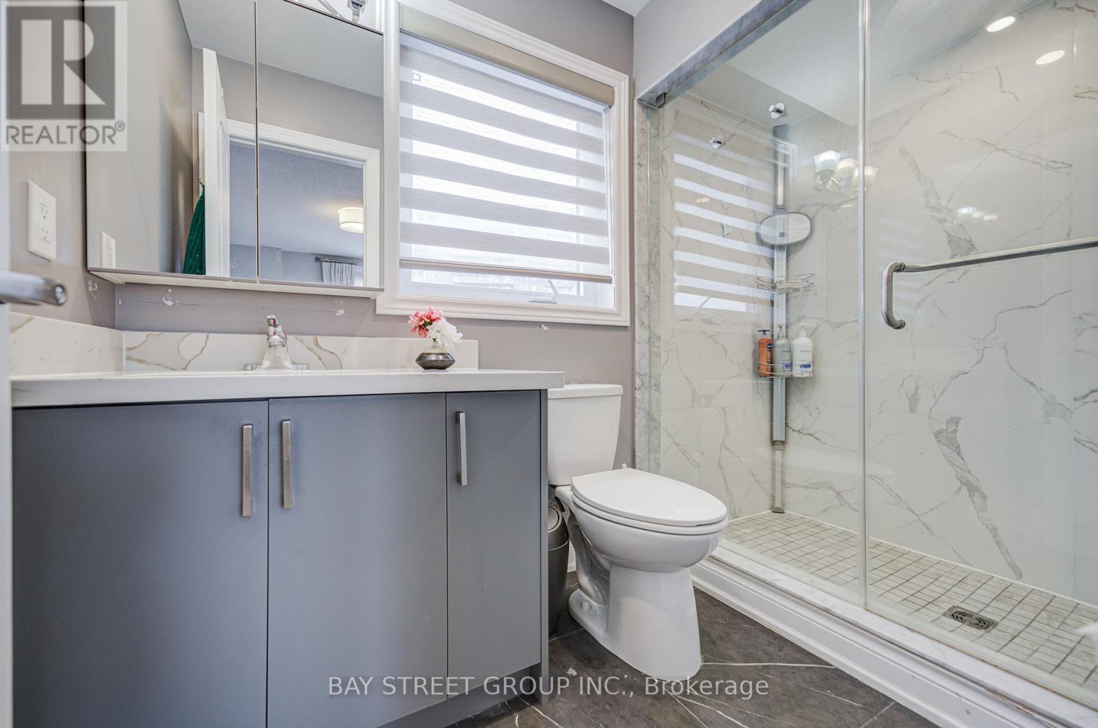 52 Leitchcroft Crescent, Markham, ON - Indoor Photo Showing Bathroom