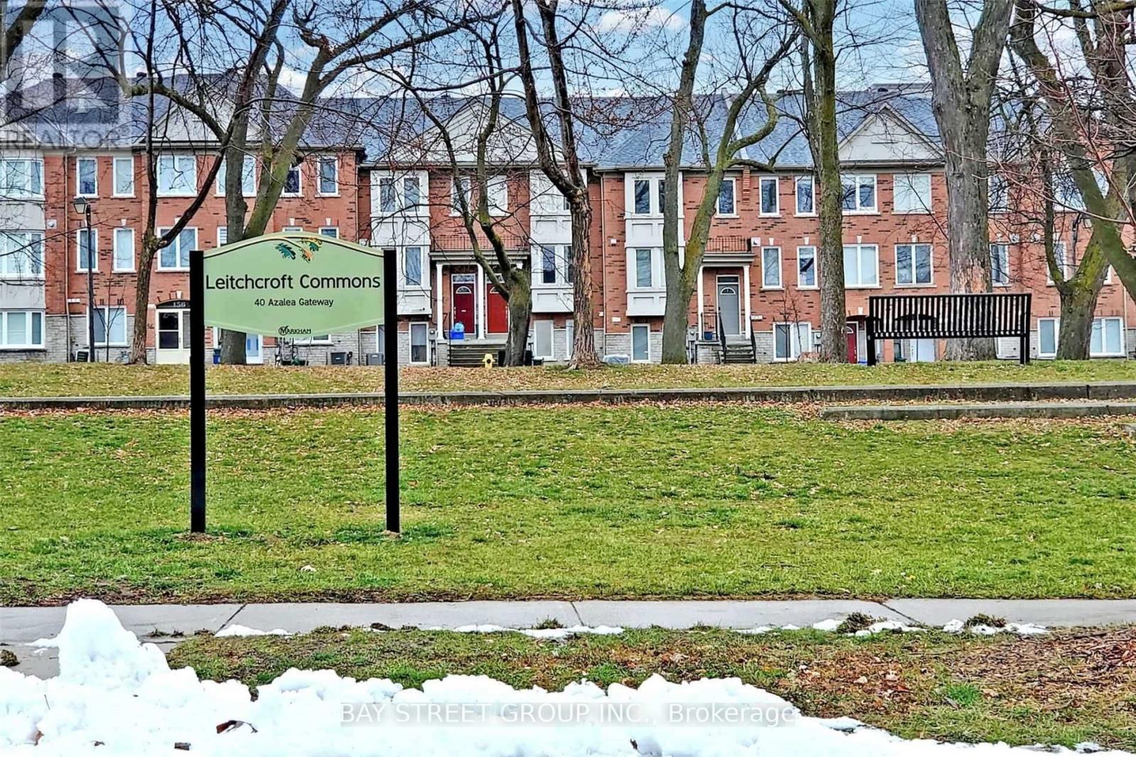 52 Leitchcroft Crescent, Markham, ON - Outdoor