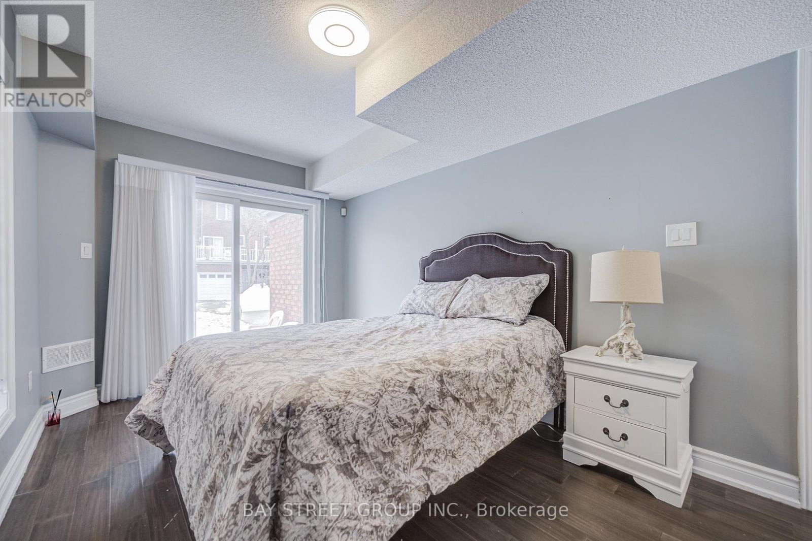 52 Leitchcroft Crescent, Markham, ON - Indoor Photo Showing Bedroom