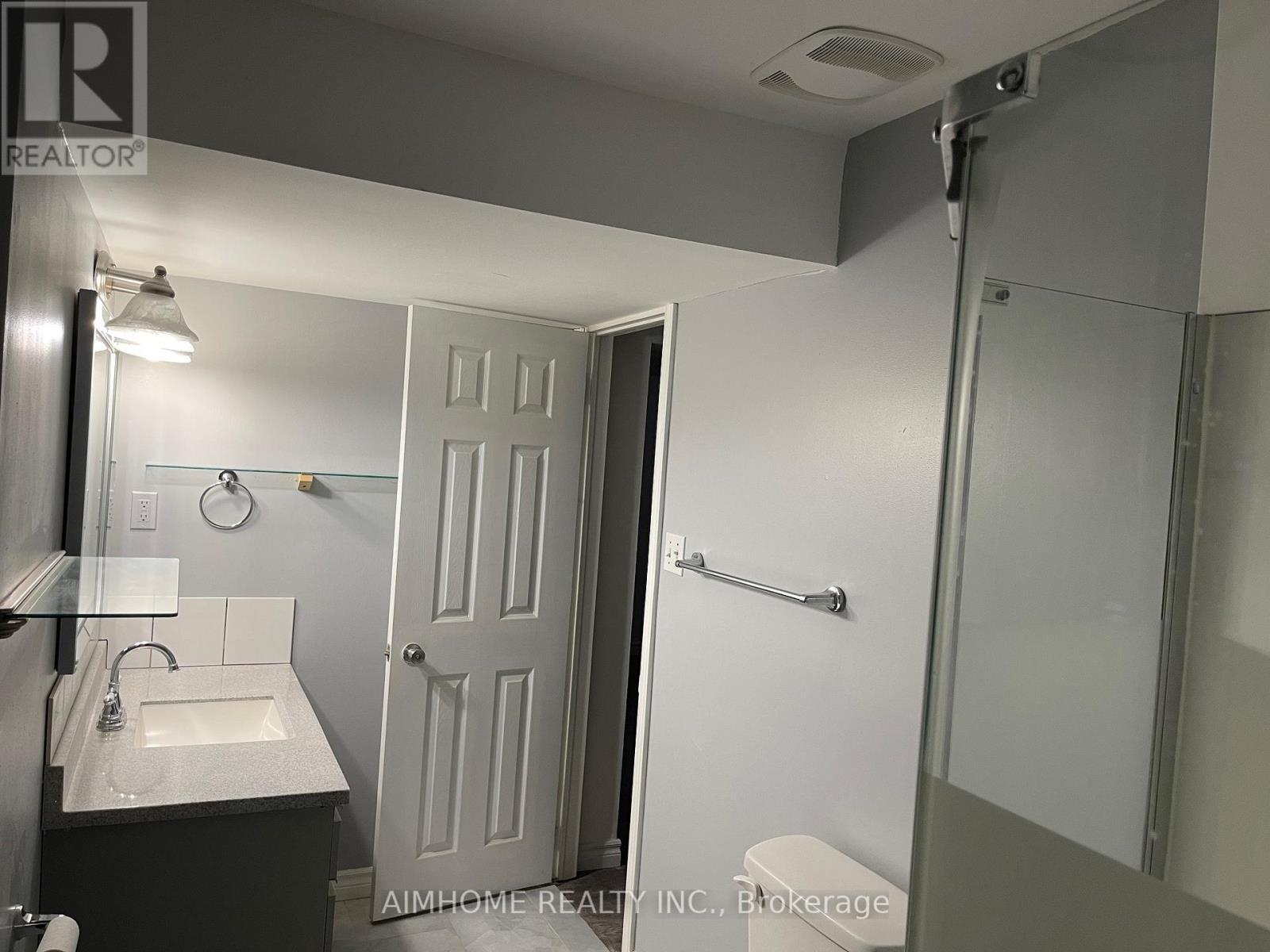 Bsmnt - 58 Hewlett Crescent, Markham, ON - Indoor