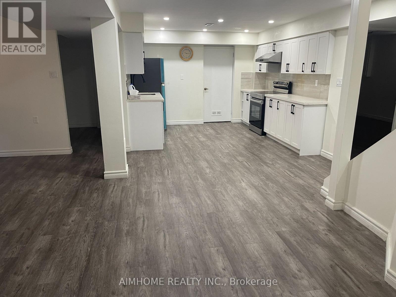 Bsmnt - 58 Hewlett Crescent, Markham, ON - Indoor Photo Showing Kitchen