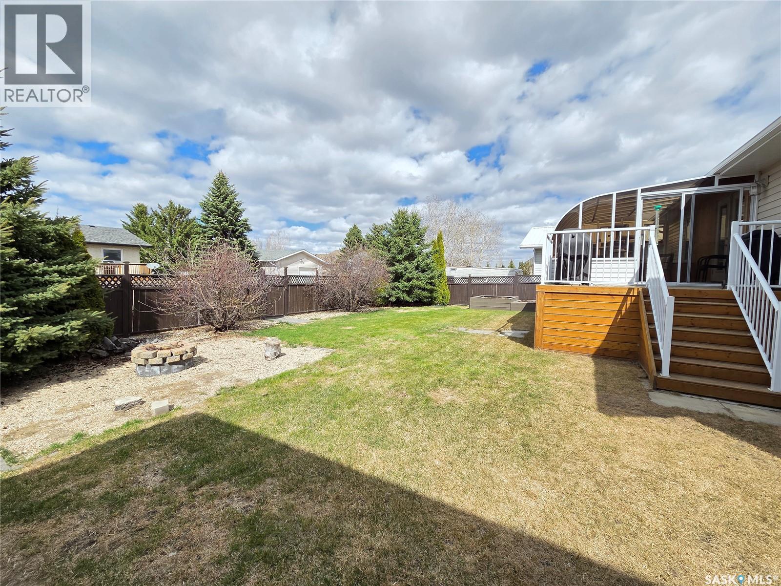 12 Arcola Place, Carlyle, SK - Outdoor