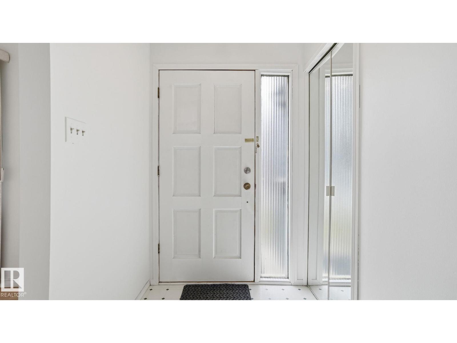 9834 167A Av Nw, Edmonton, AB