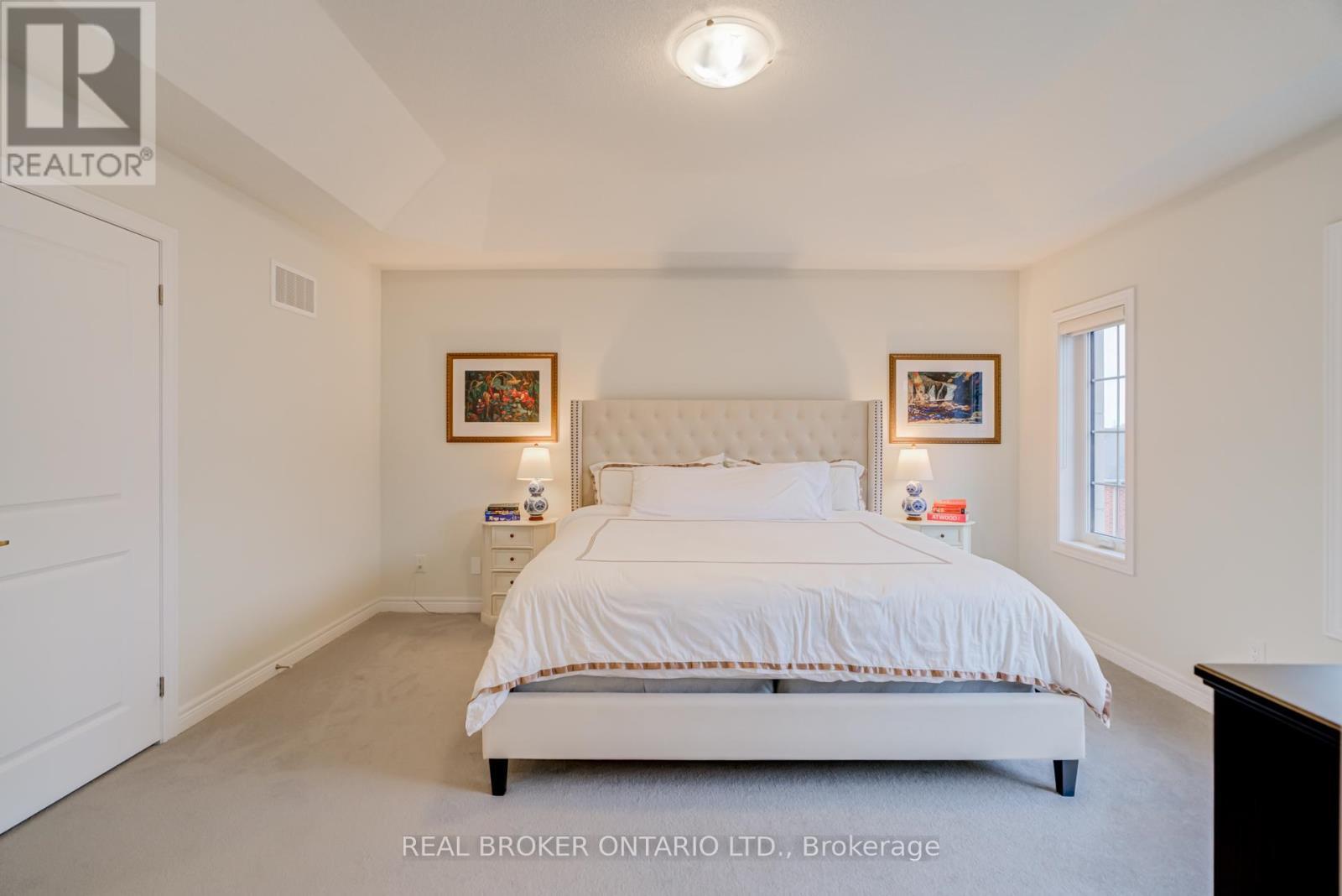 12 Icemaker Way, Whitby, ON - Indoor Photo Showing Bedroom
