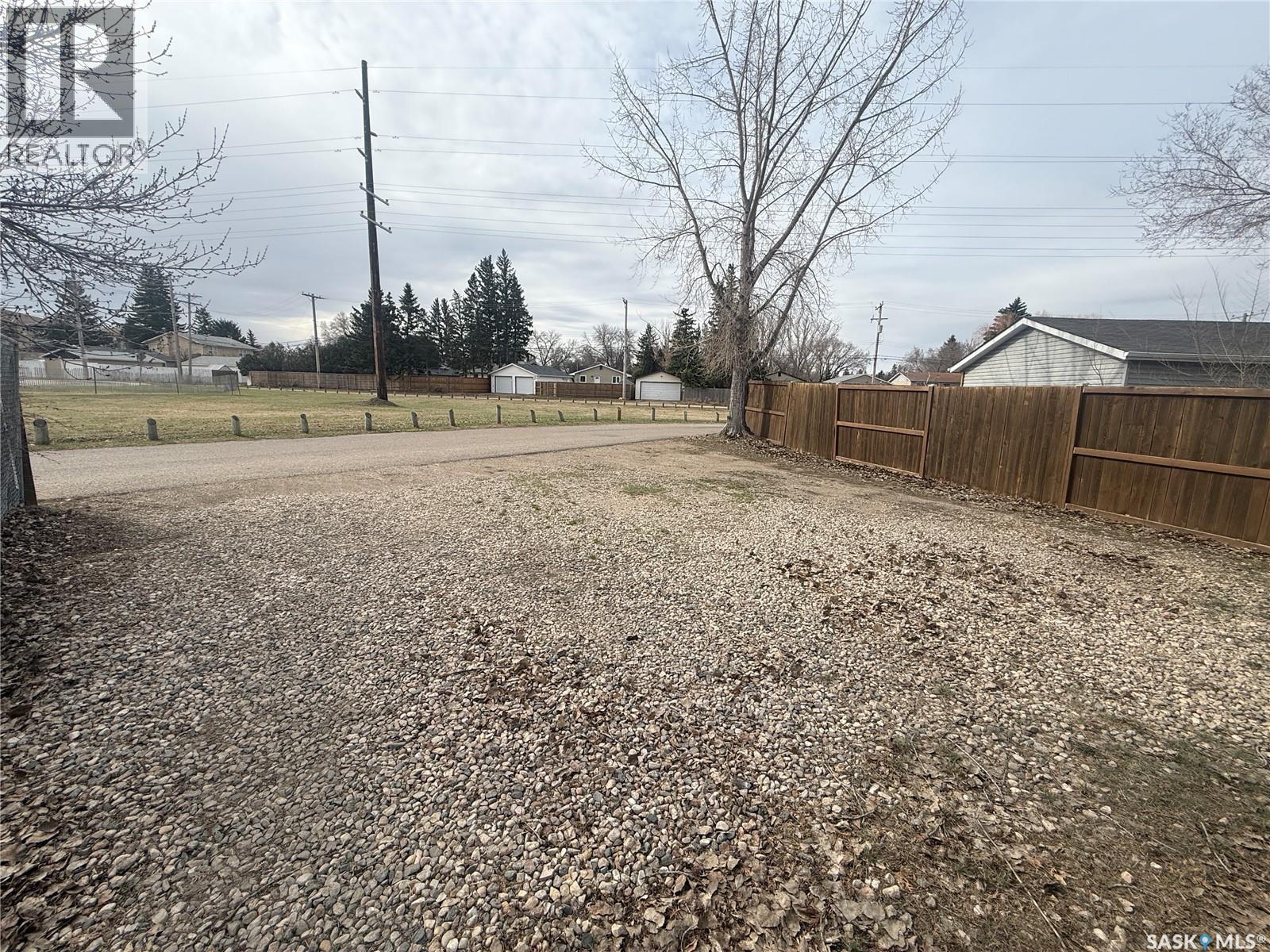 859 Rutherford Way, Saskatoon, SK - Outdoor