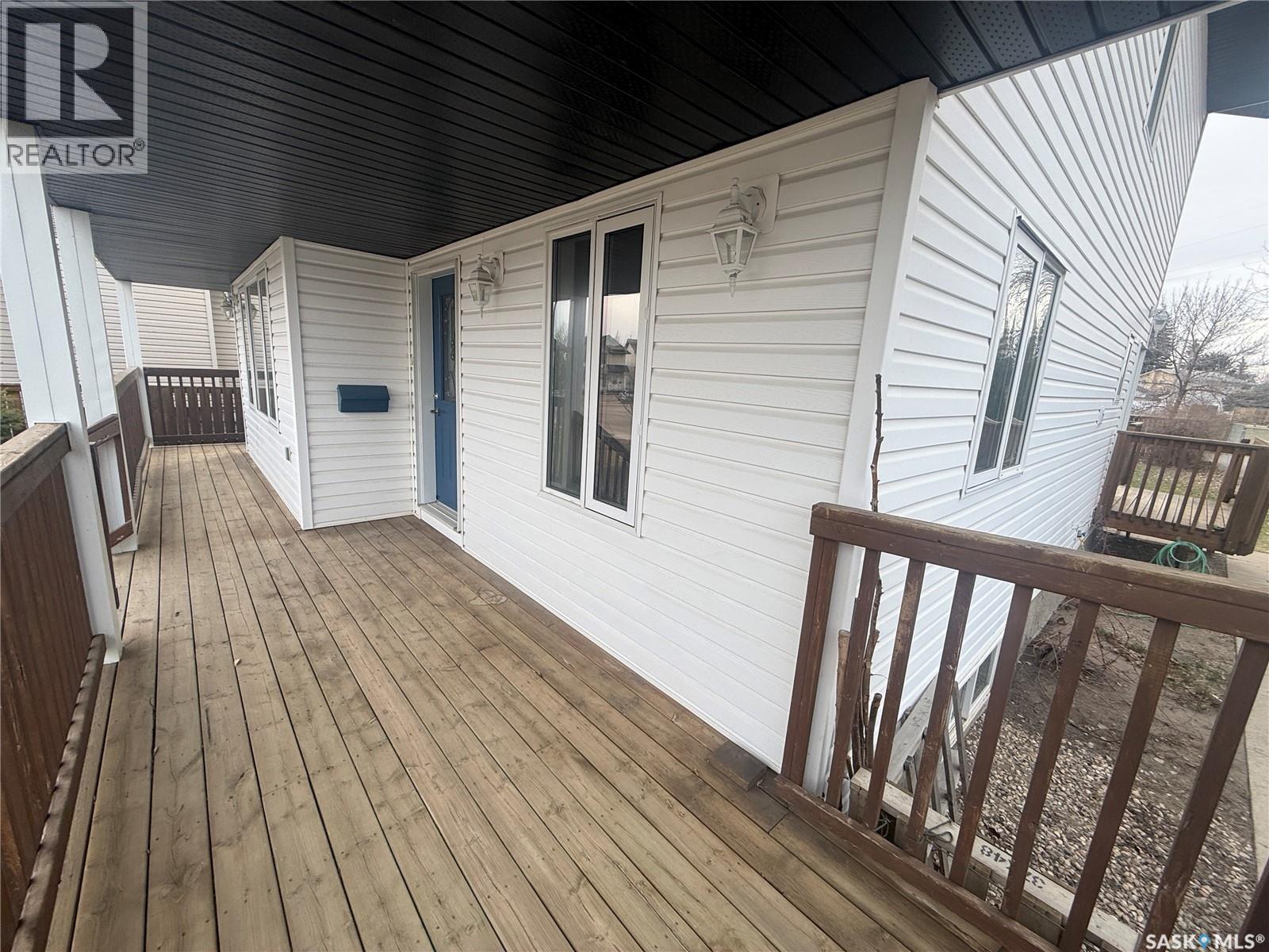 859 Rutherford Way, Saskatoon, SK - Outdoor With Deck Patio Veranda With Exterior