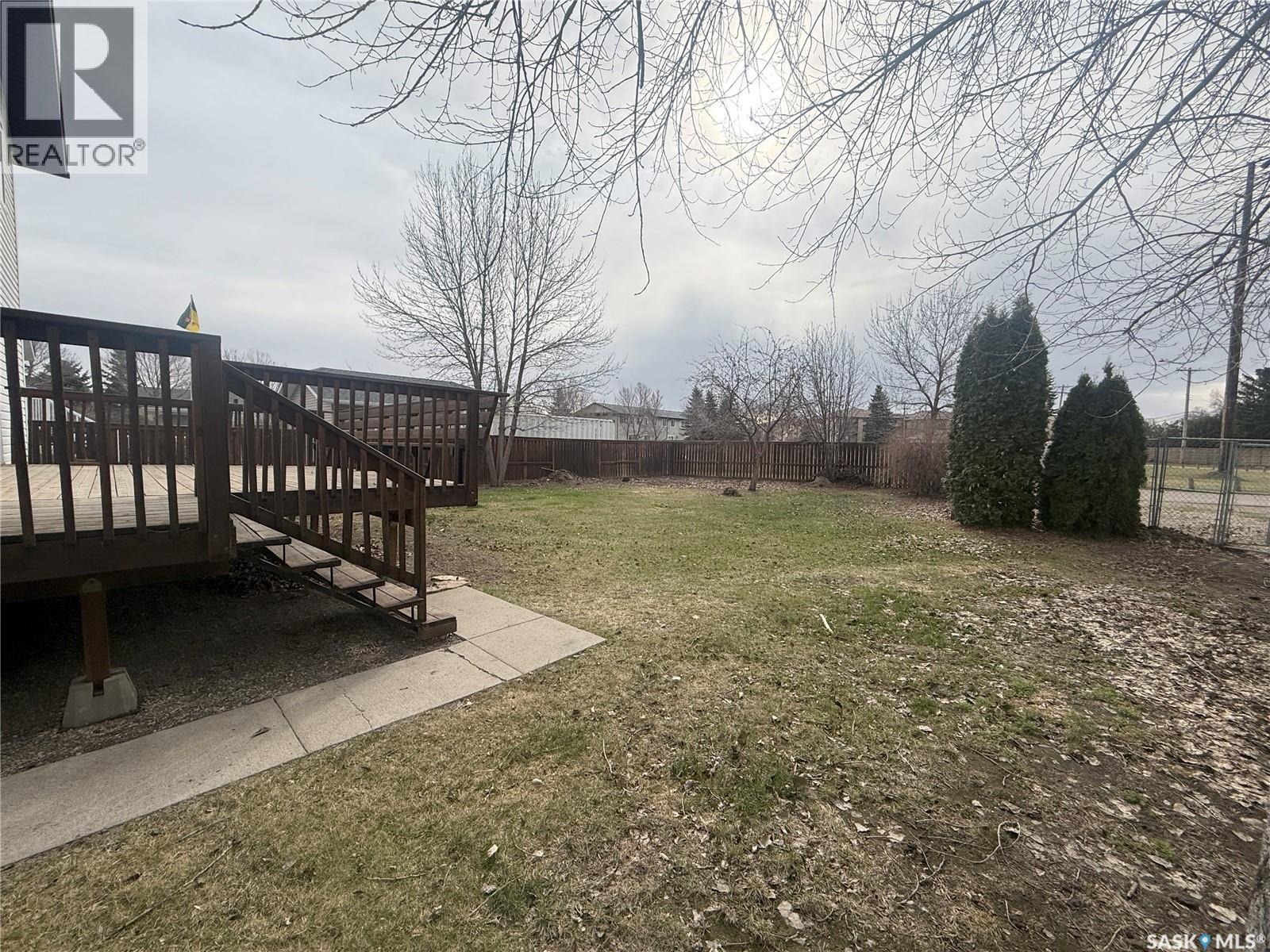 859 Rutherford Way, Saskatoon, SK - Outdoor