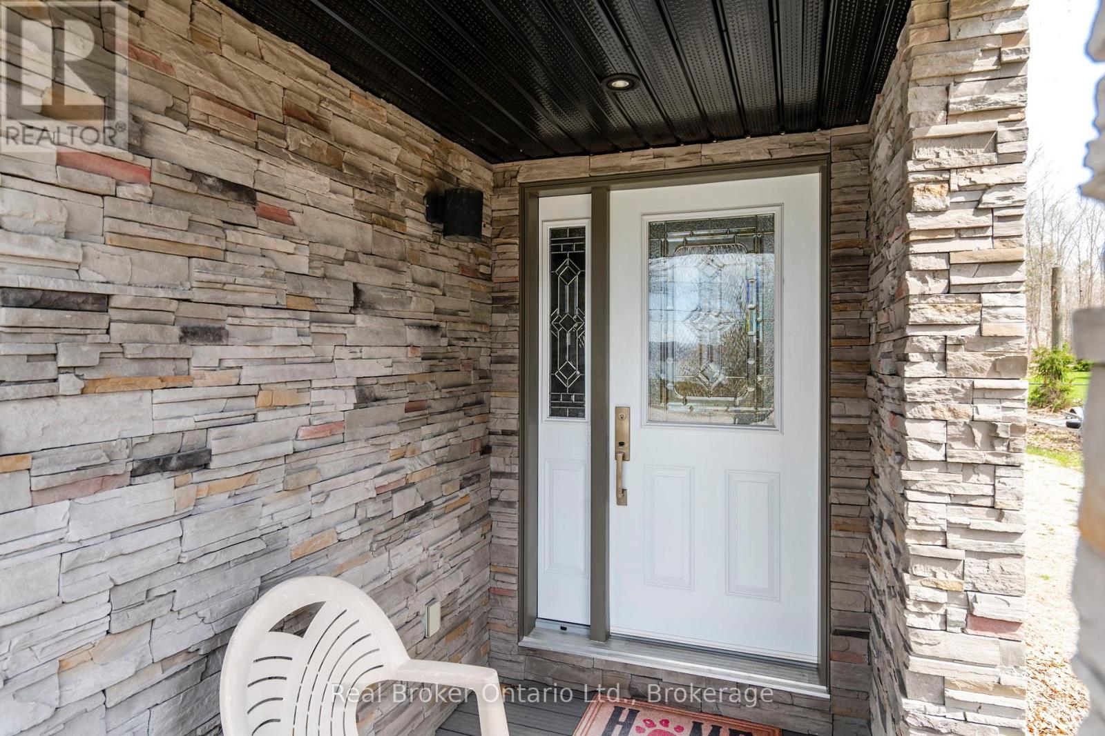 280 Peek-A-Boo Trail, Tiny, ON - Outdoor With Deck Patio Veranda