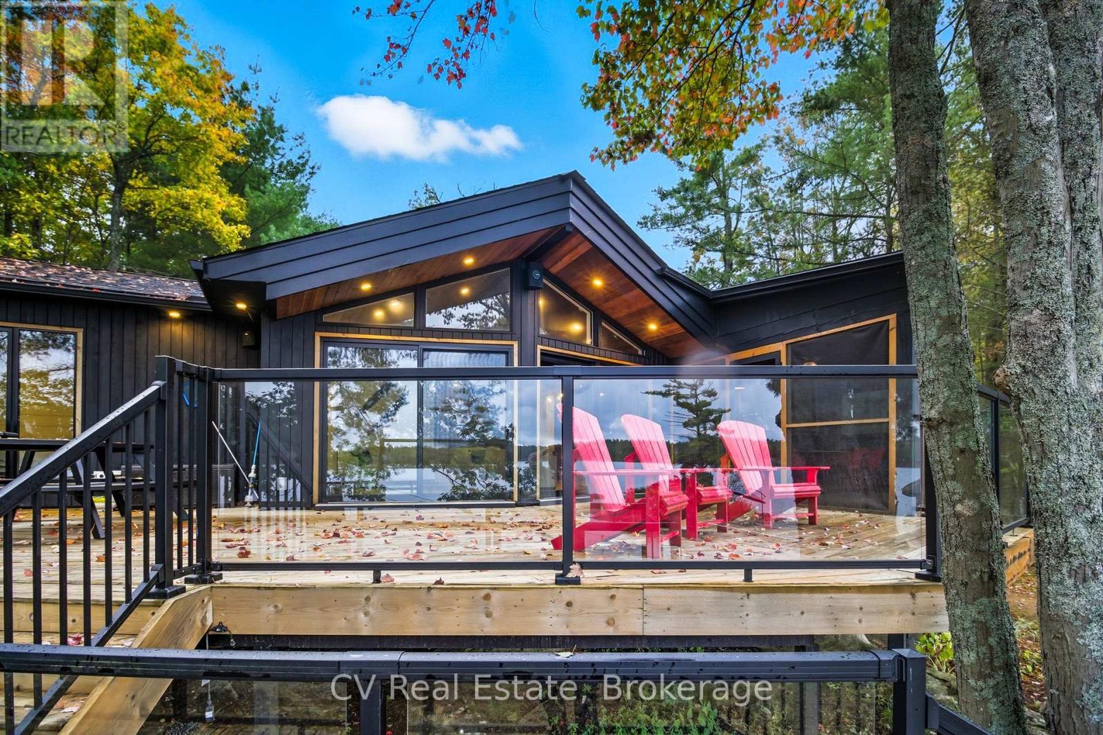 1069 White Eagle Road, Gravenhurst (Morrison), ON - Outdoor