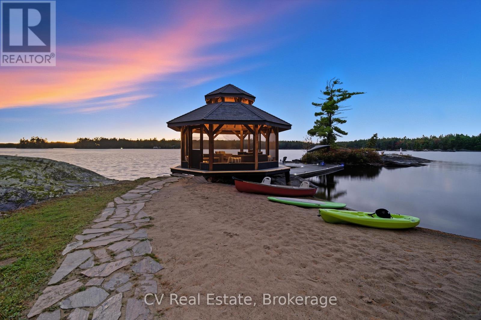 1069 White Eagle Road, Gravenhurst (Morrison), ON - Outdoor With Body Of Water With View