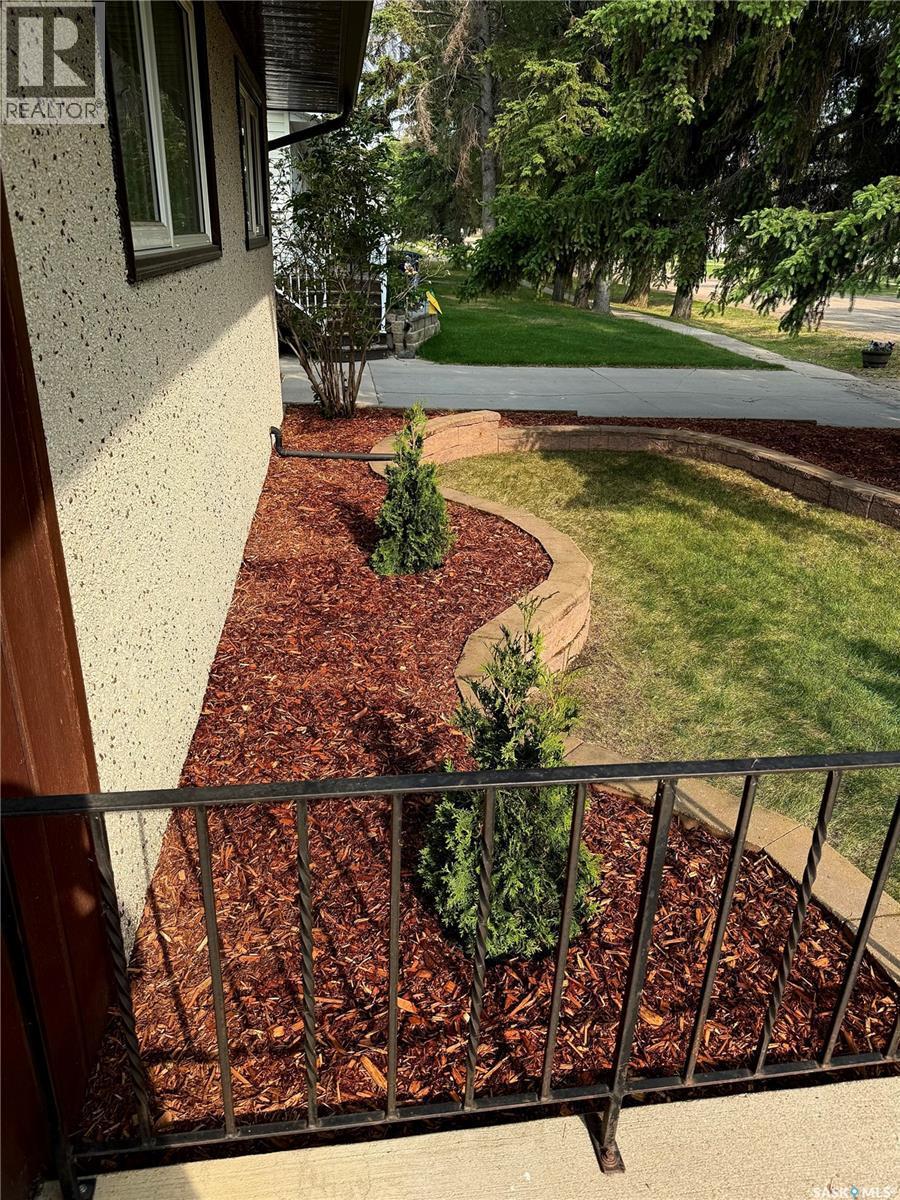 211 2Nd Street E, Langham, SK - Outdoor