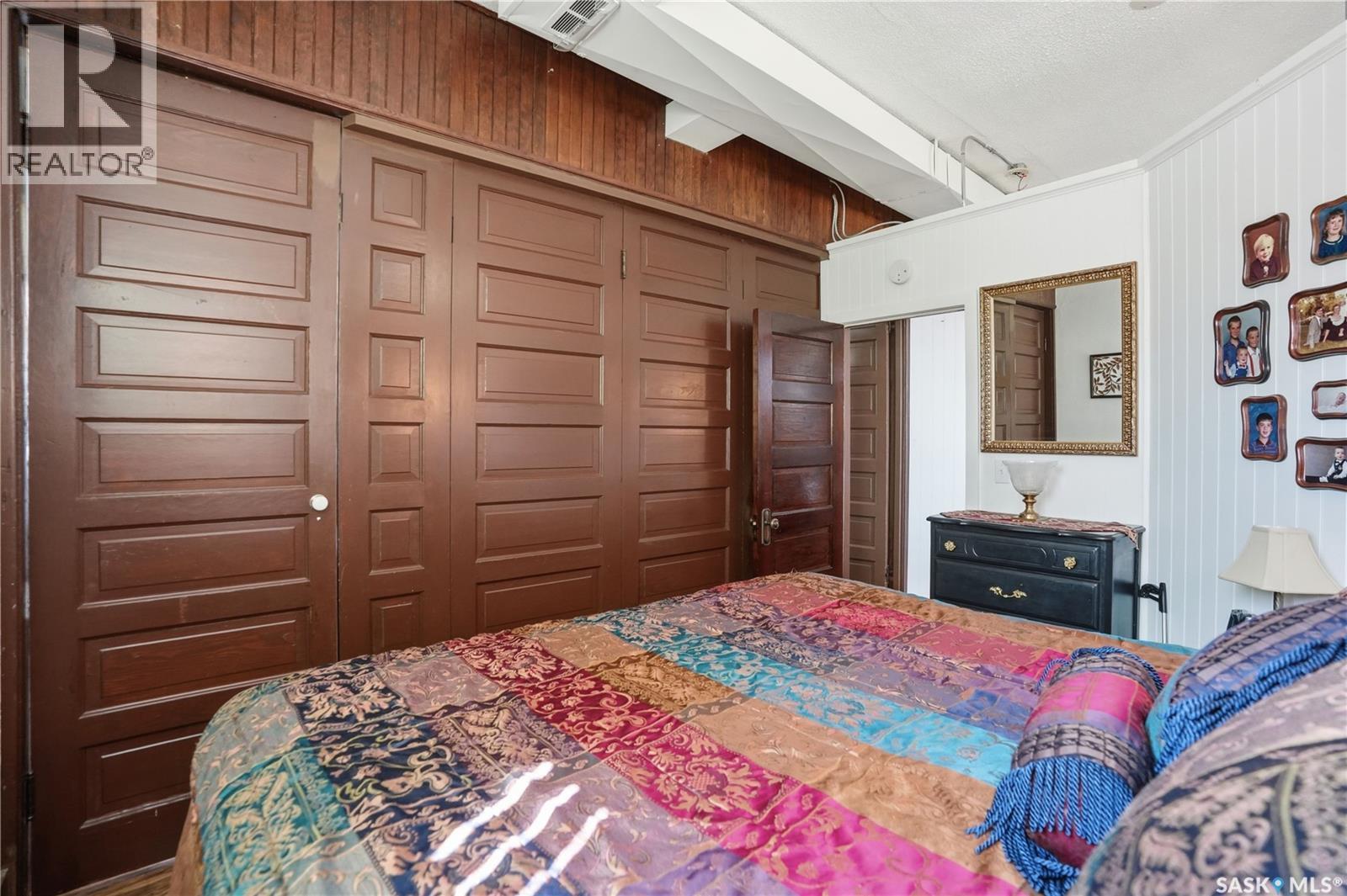 Mickleborough Acreage, Lumsden Rm No. 189, SK - Indoor Photo Showing Bedroom
