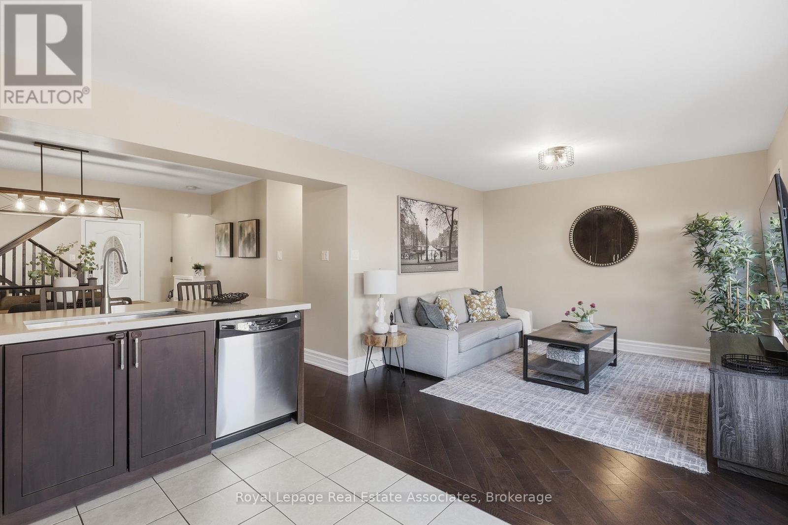 Open Concept - 362 Cavanagh Lane, Milton, ON - Indoor