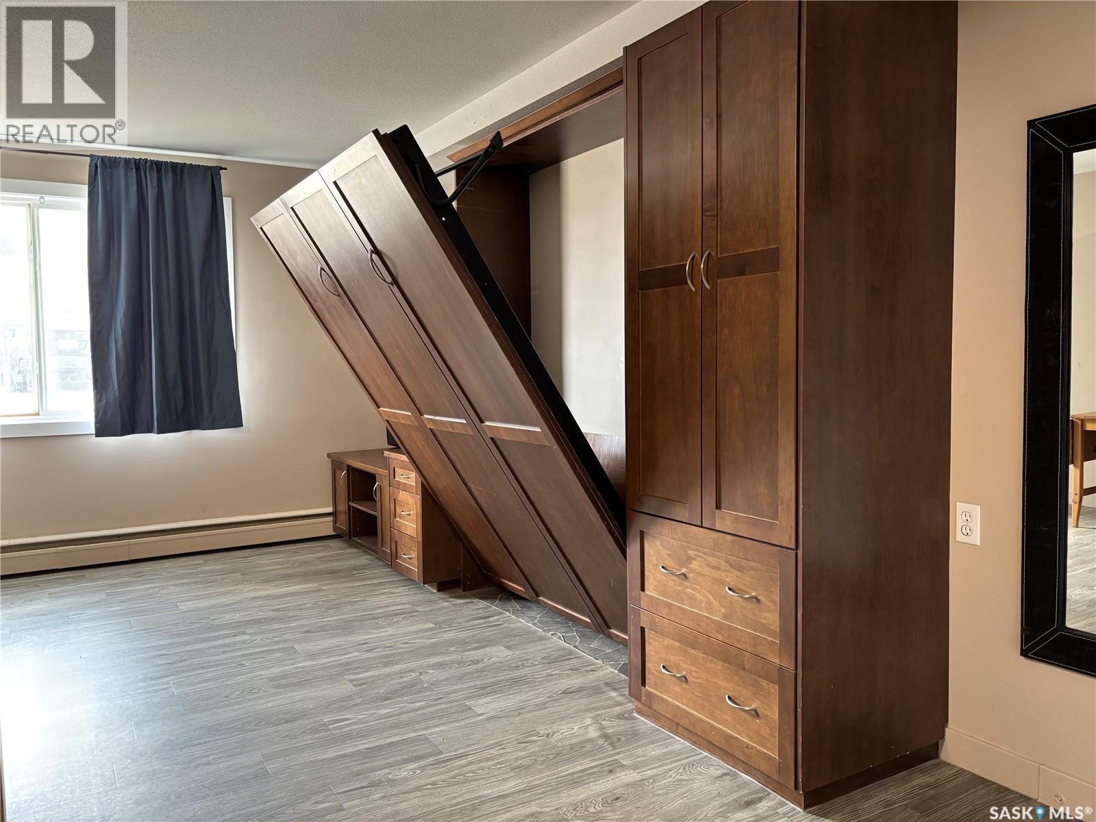 2 2301 7Th Street E, Saskatoon, SK - Indoor Photo Showing Other Room