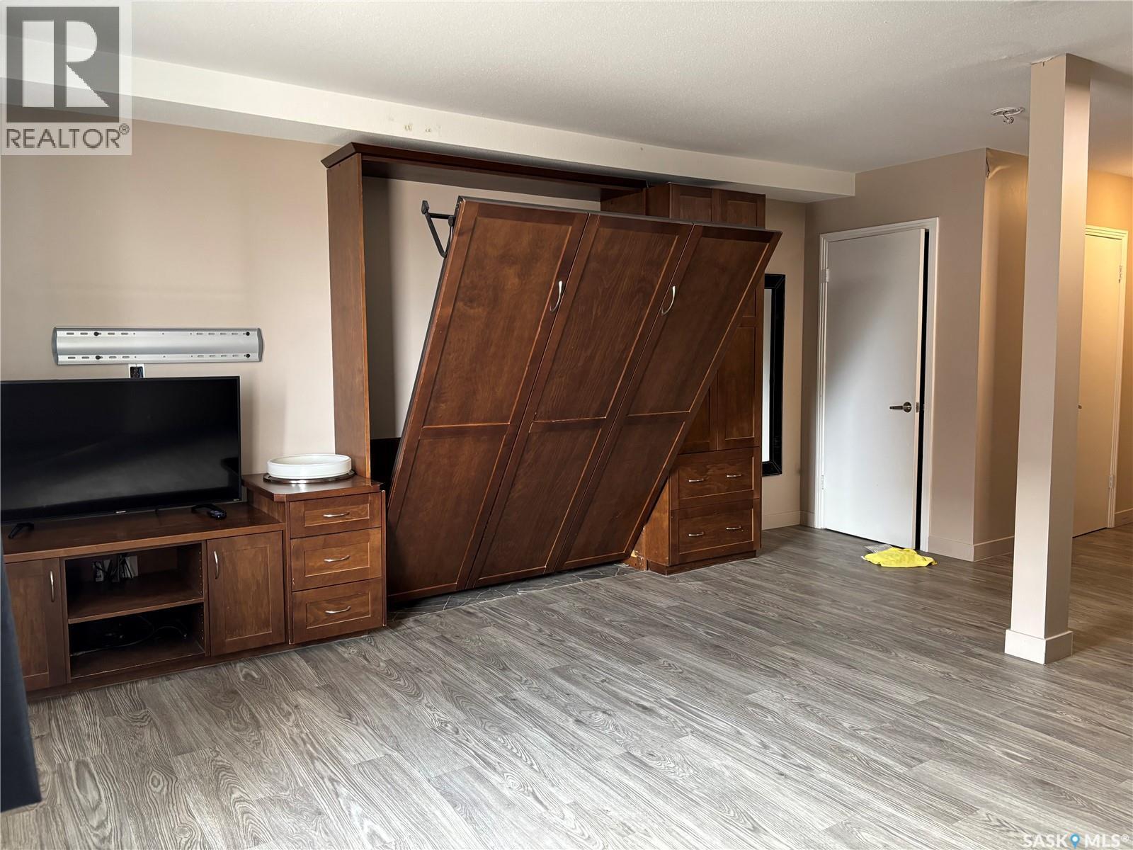 2 2301 7Th Street E, Saskatoon, SK - Indoor Photo Showing Other Room