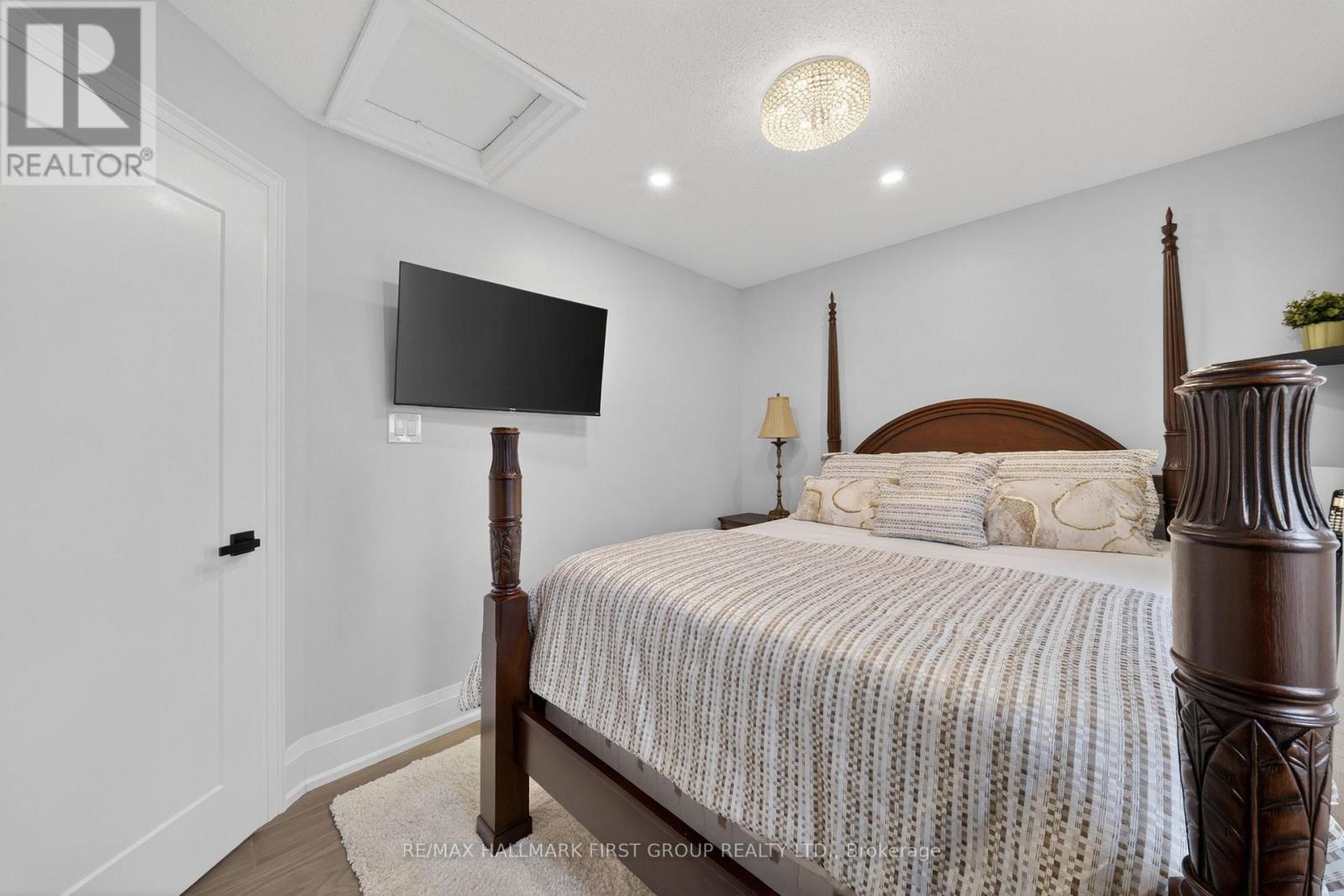 166 Wright Crescent, Ajax, ON - Indoor Photo Showing Bedroom