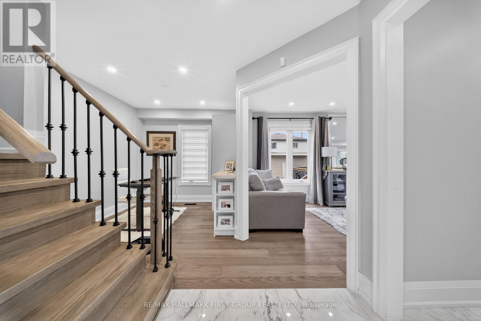 166 Wright Crescent, Ajax, ON - Indoor Photo Showing Other Room