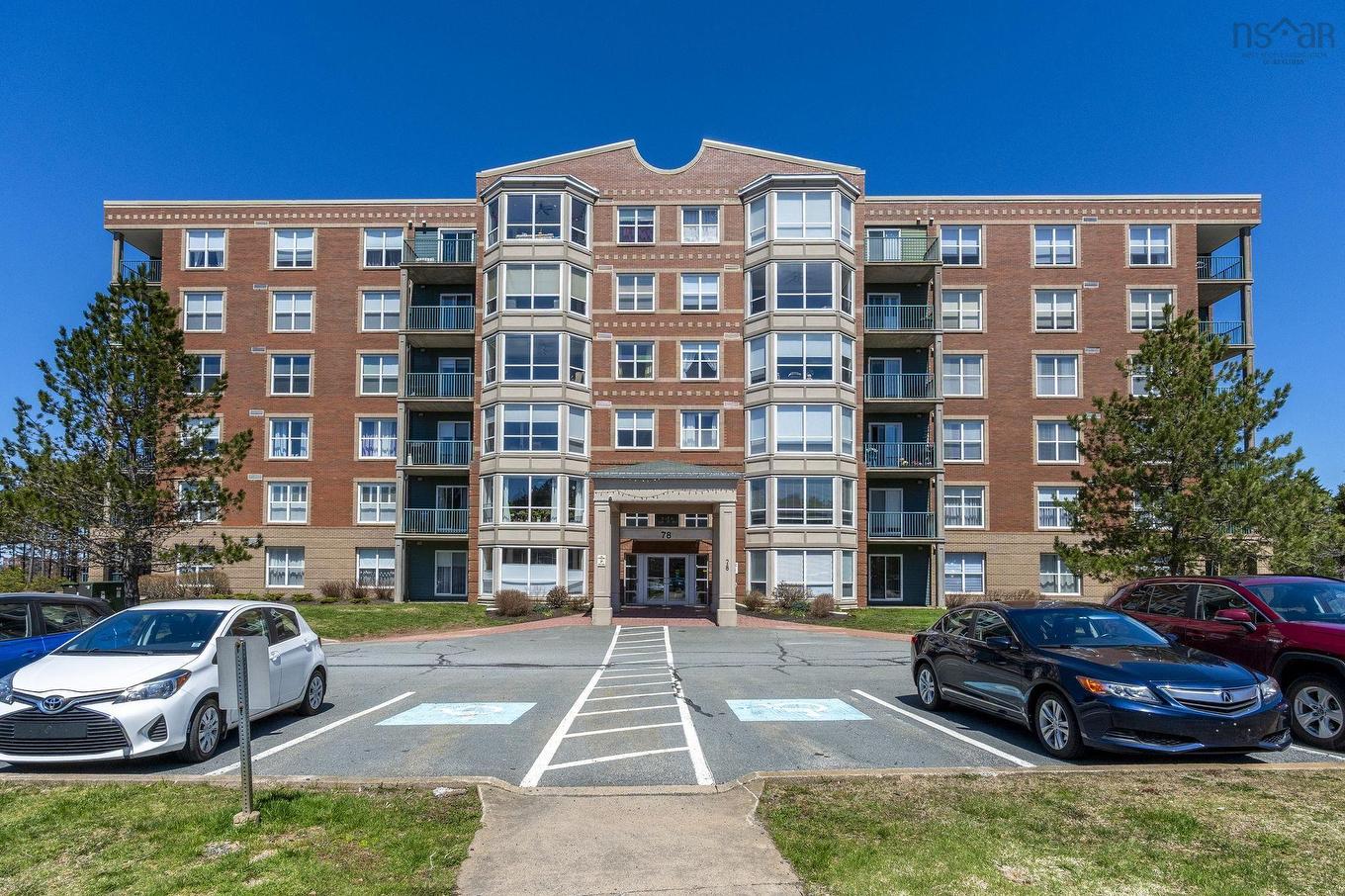 110 78 Regency Park Drive, Halifax, NS