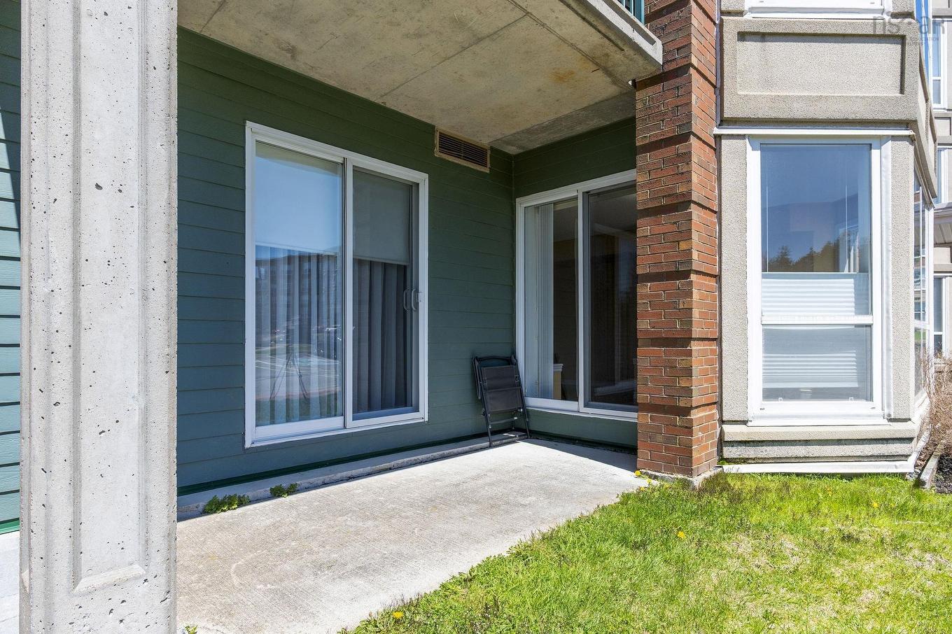 110 78 Regency Park Drive, Halifax, NS