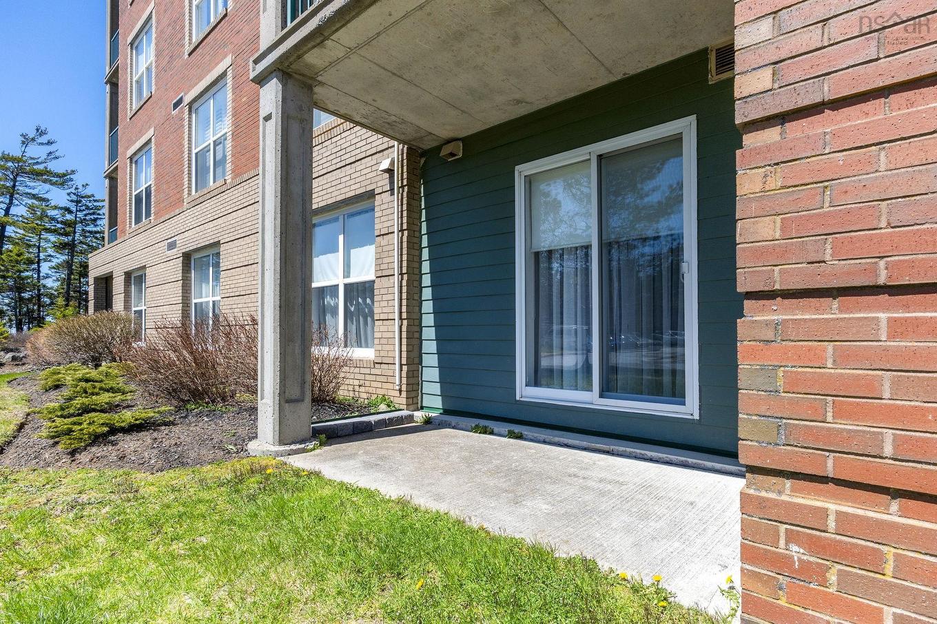 110 78 Regency Park Drive, Halifax, NS