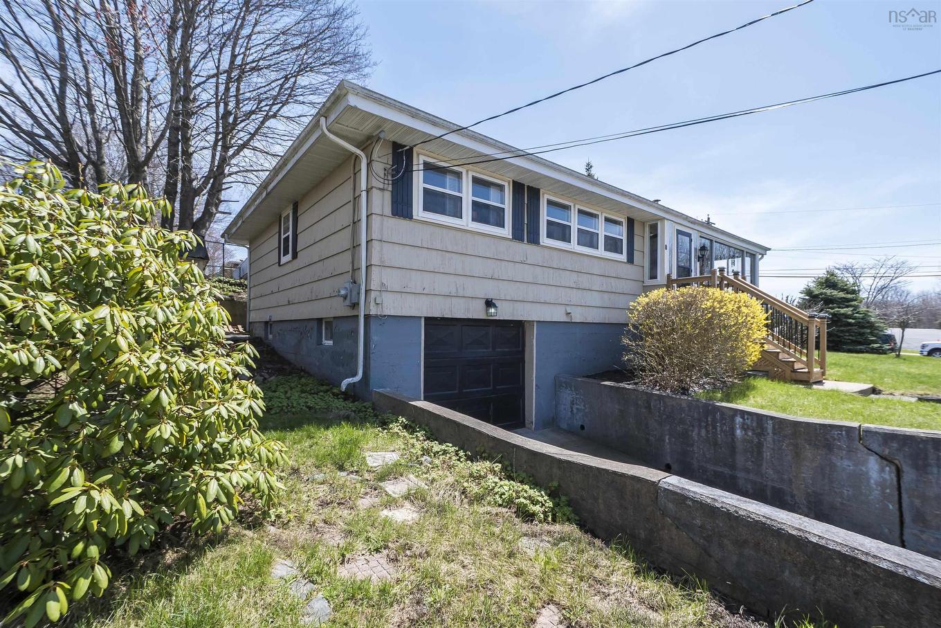 8 Curley Drive, Dartmouth, NS