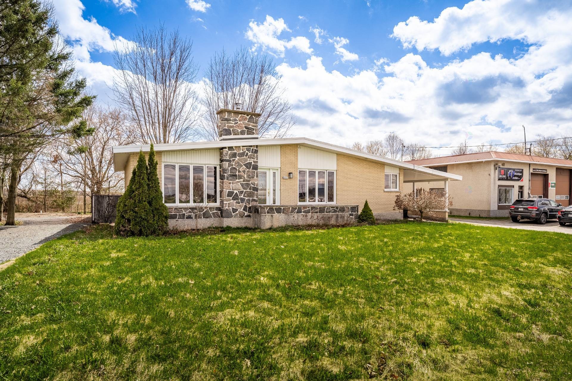 Front of Structure - 541 1Er Rang E., Sainte-Christine, QC - Outdoor
