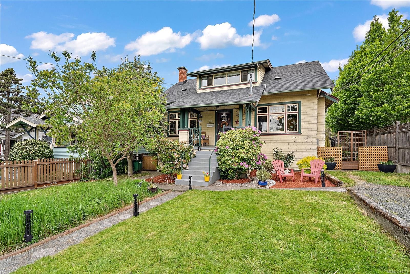 62 Obed Ave, Saanich, BC