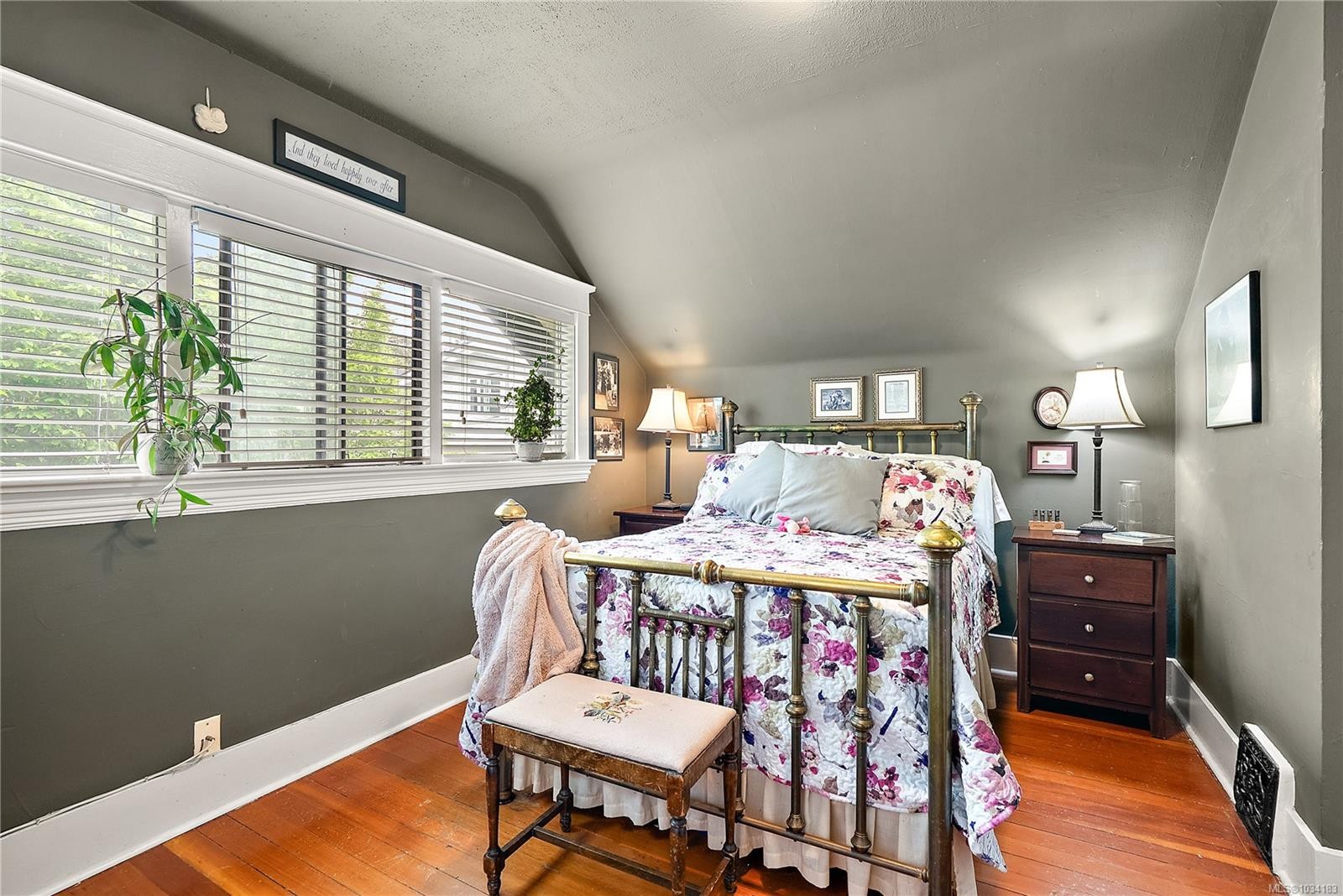 62 Obed Ave, Saanich, BC