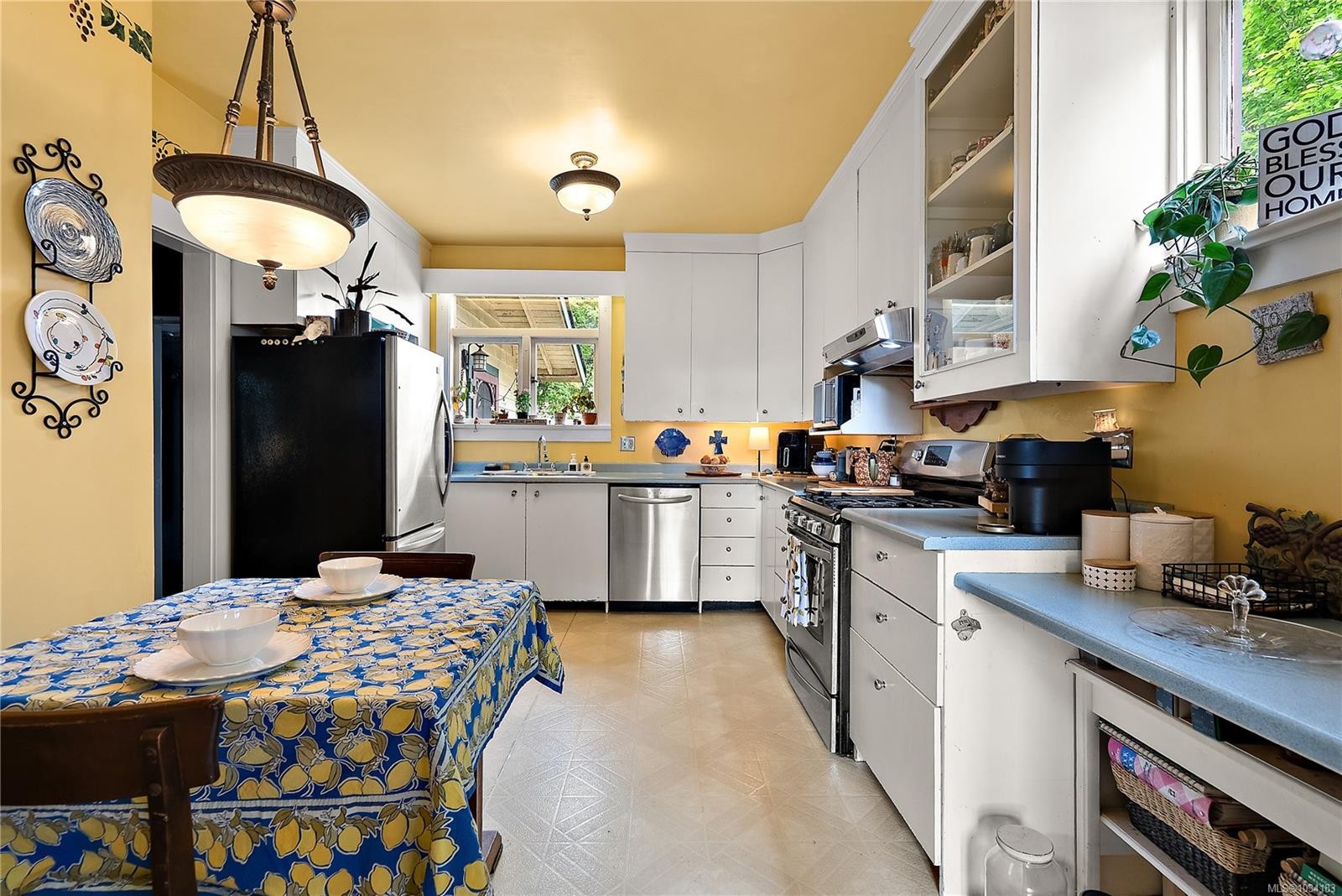 62 Obed Ave, Saanich, BC