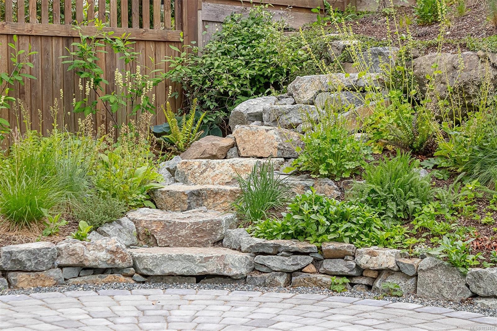 4230 Skye Rd, Ladysmith, BC