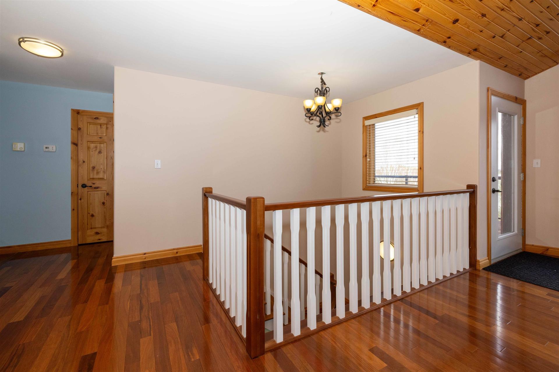 477 Highway 586, Thunder Bay, ON - Indoor Photo Showing Other Room
