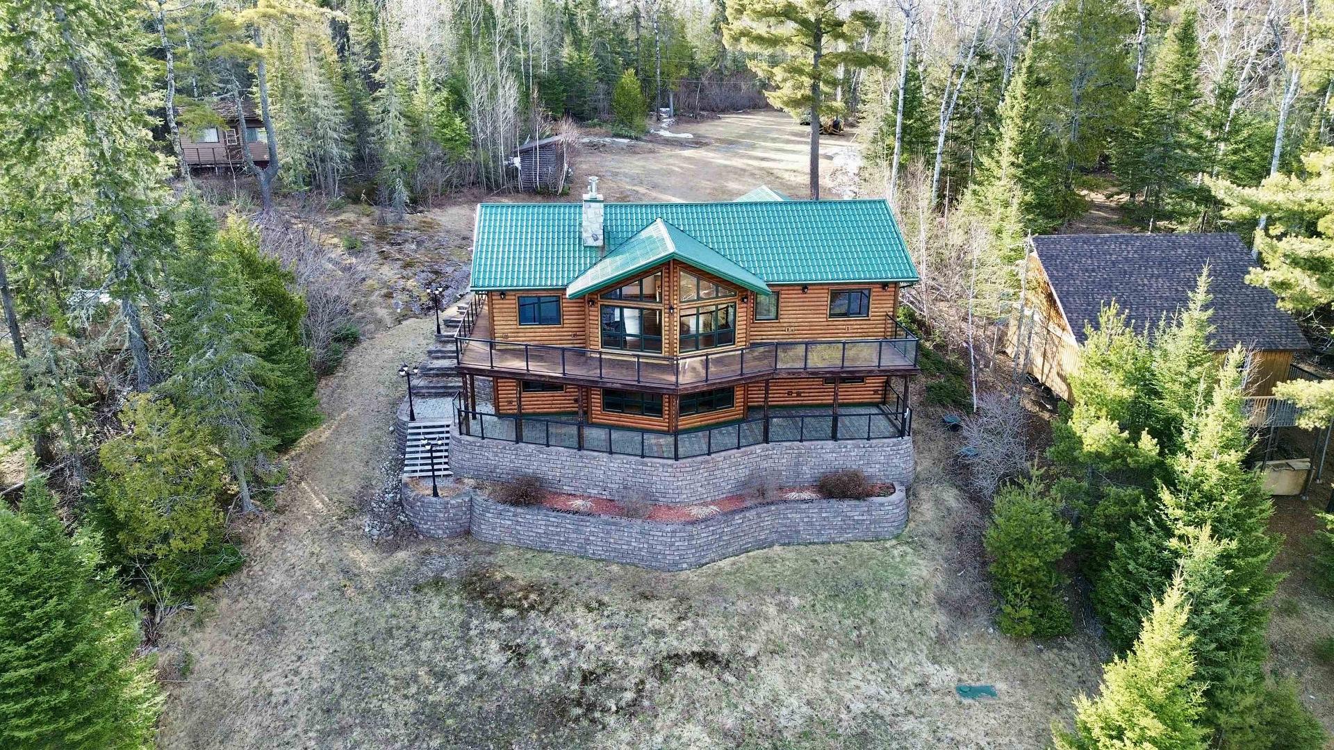 477 Highway 586, Thunder Bay, ON - Outdoor With Deck Patio Veranda