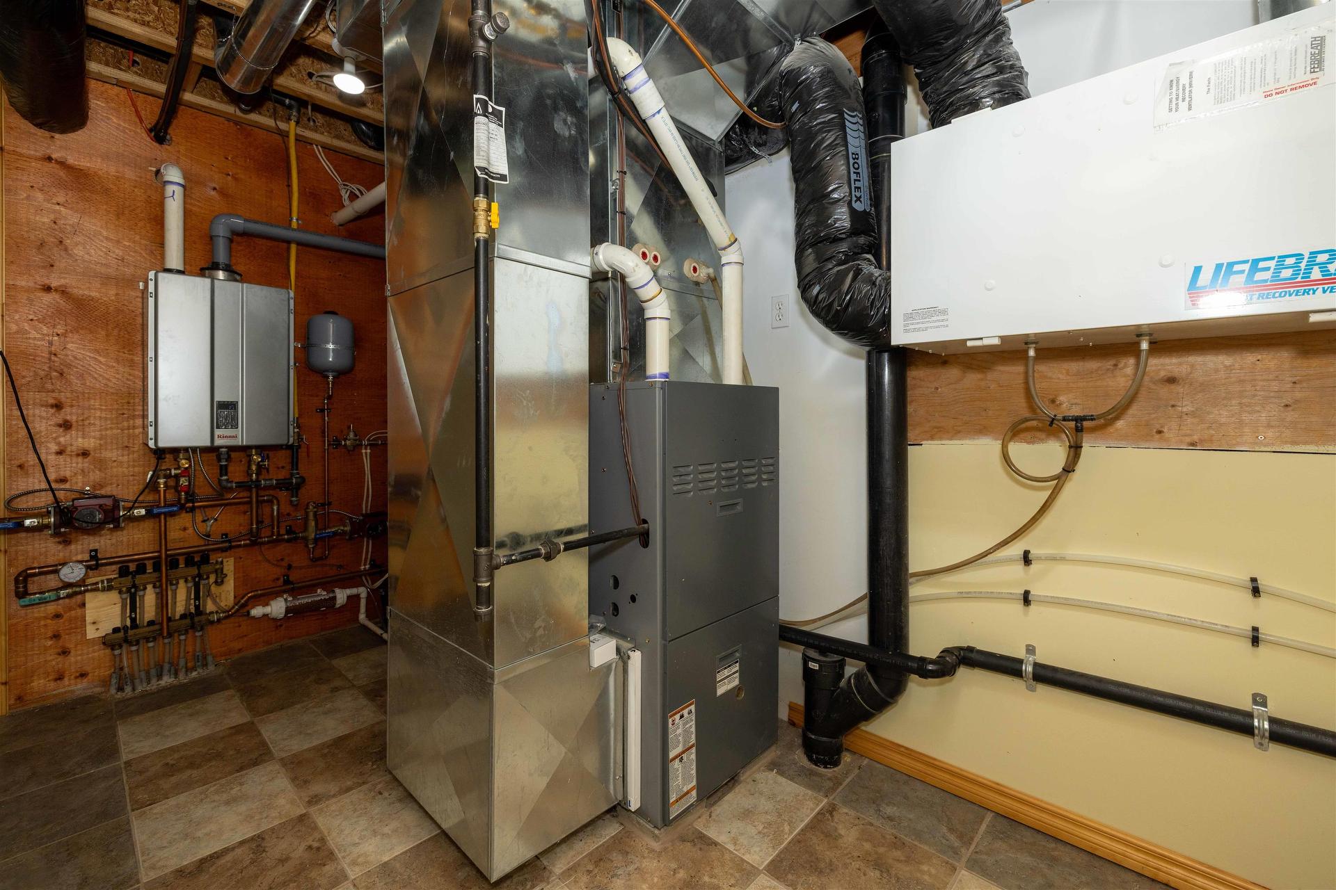 477 Highway 586, Thunder Bay, ON - Indoor Photo Showing Basement
