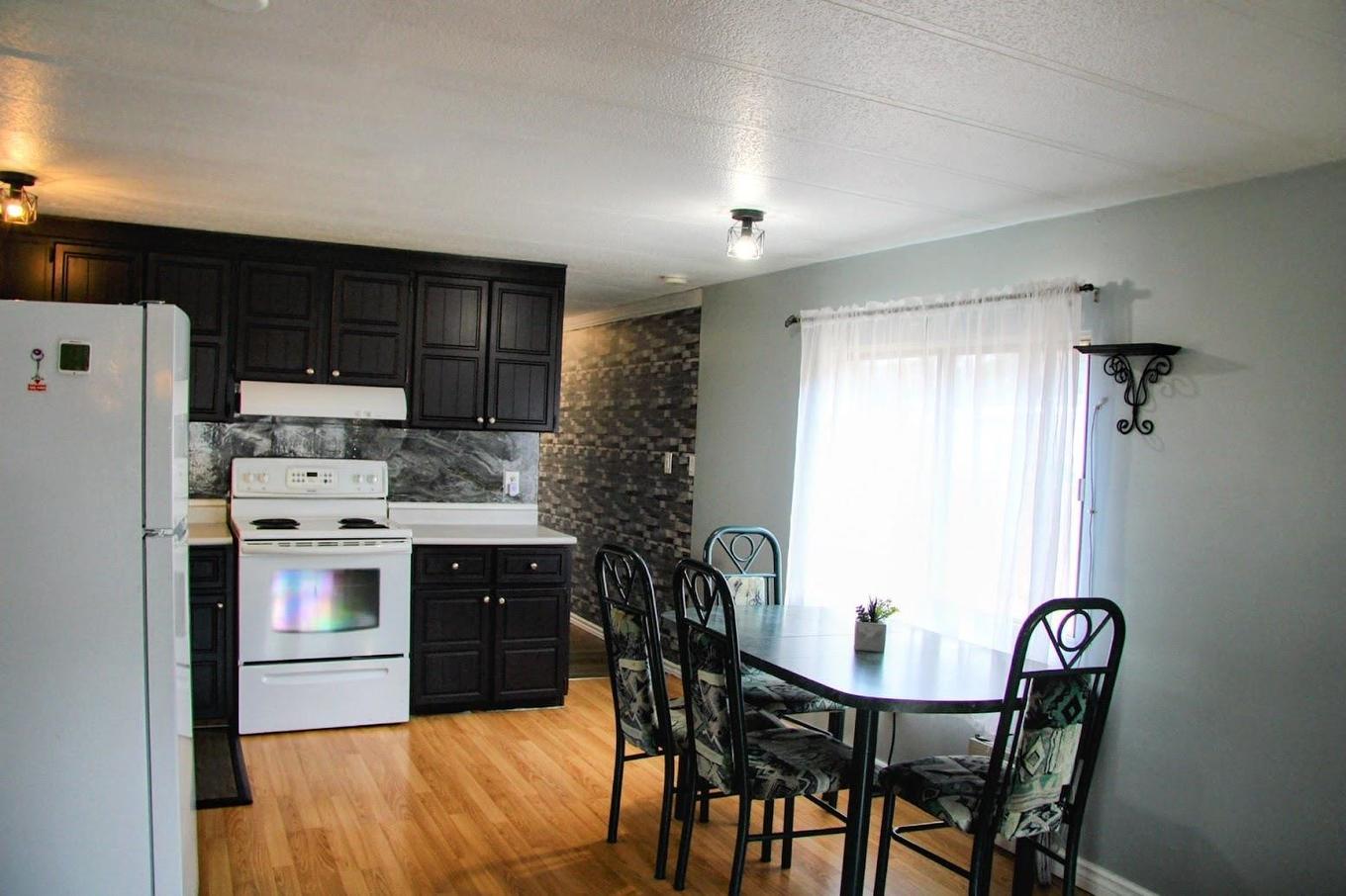 25 Coveney Street, Marathon, ON - Indoor