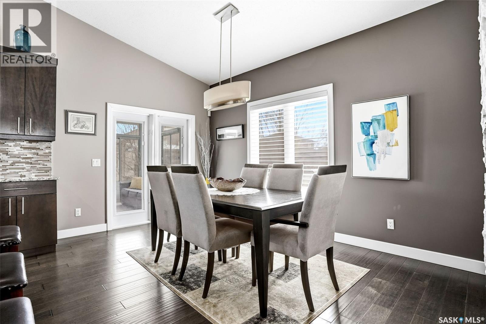 2539 Linner Way, Regina, SK - Indoor Photo Showing Dining Room