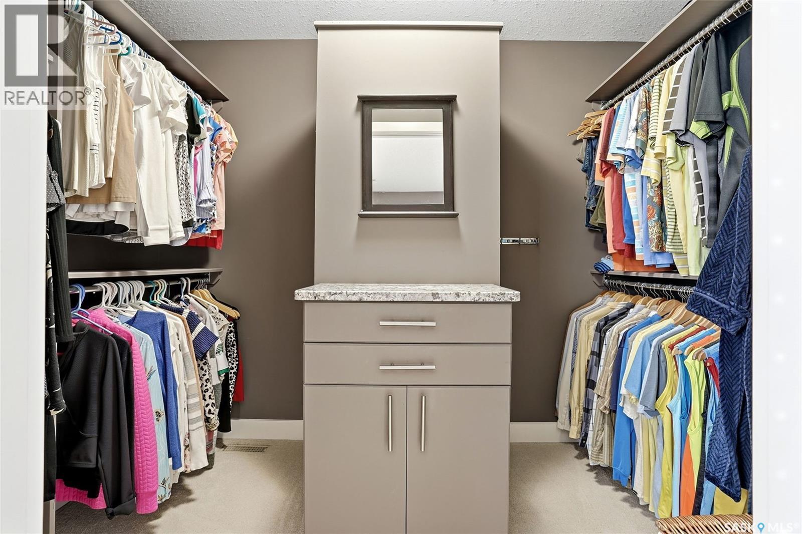 2539 Linner Way, Regina, SK - Indoor With Storage