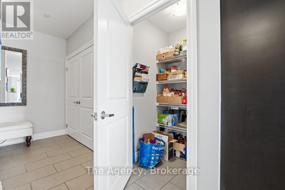 901 - 160 Macdonell Street, Guelph (Downtown), ON - Indoor Photo Showing Other Room