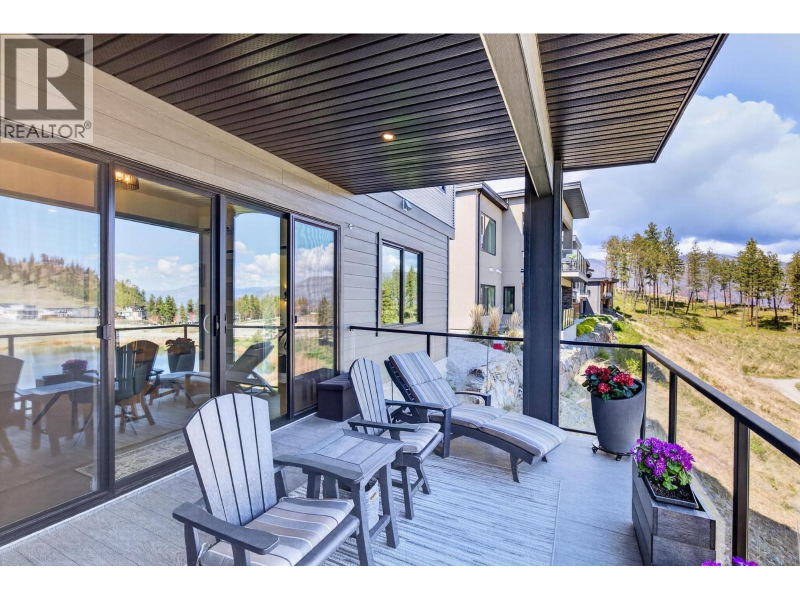 Upper Deck - 1936 Northern Flicker Court, Kelowna, BC - Outdoor With Deck Patio Veranda With Exterior