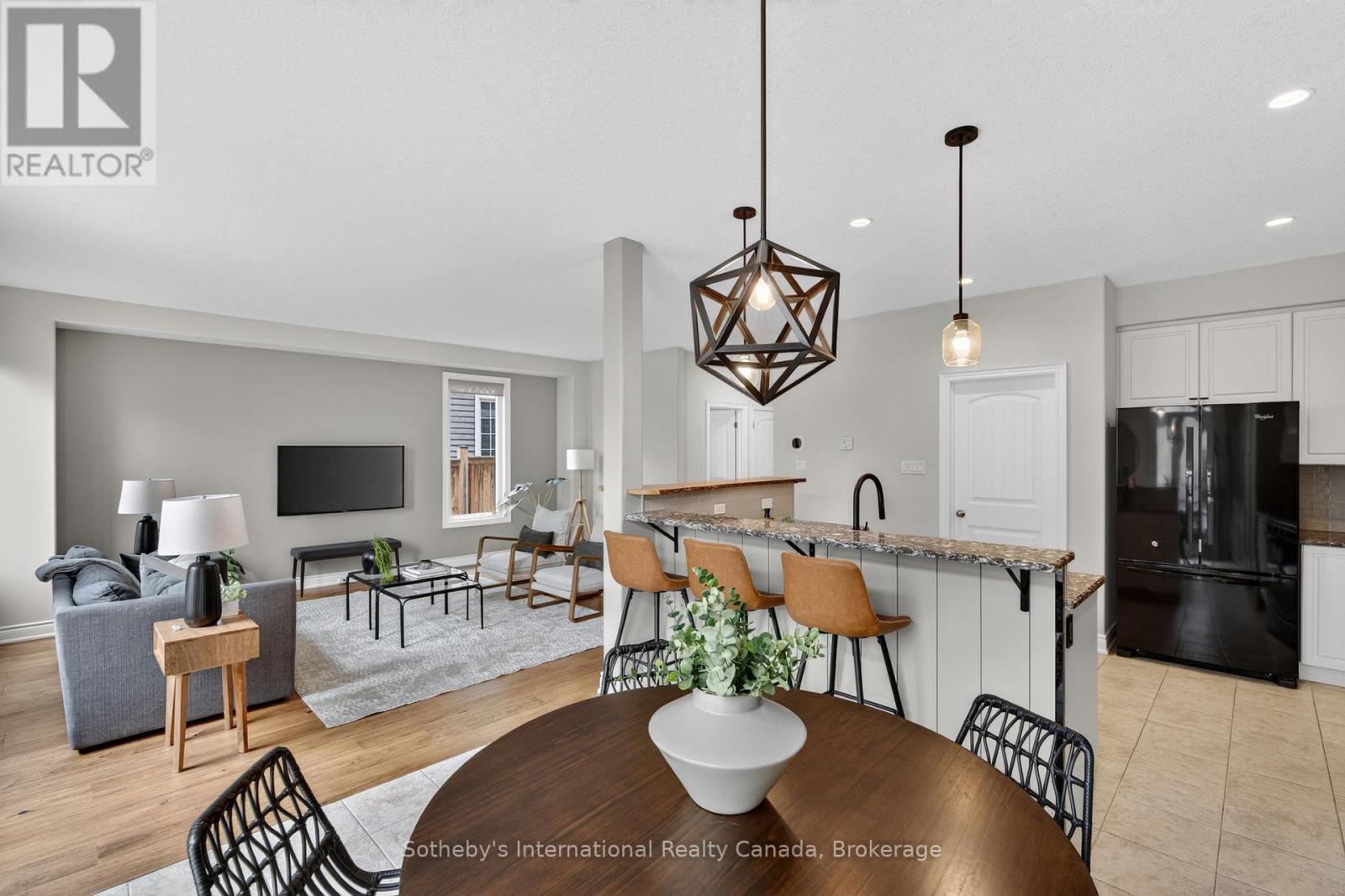 Dining Room - 19 Garbutt Crescent, Collingwood, ON - Indoor