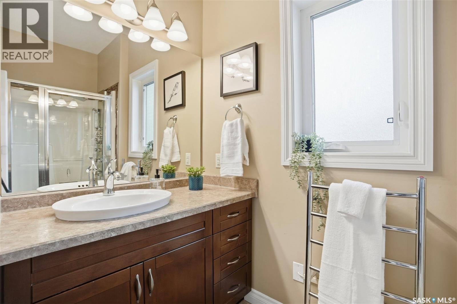 139 Pulles Crescent, Saskatoon, SK - Indoor Photo Showing Bathroom