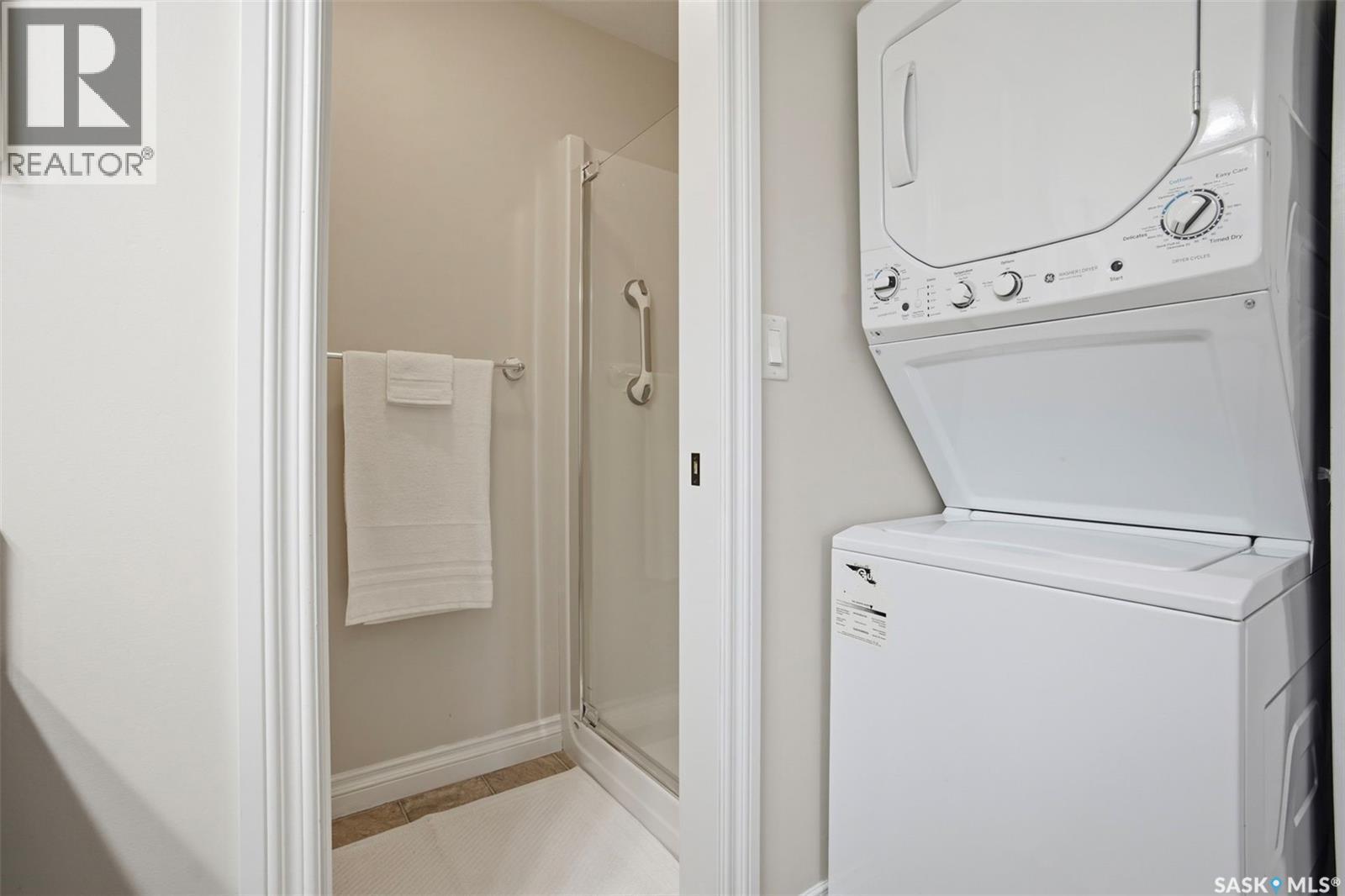 139 Pulles Crescent, Saskatoon, SK - Indoor Photo Showing Laundry Room