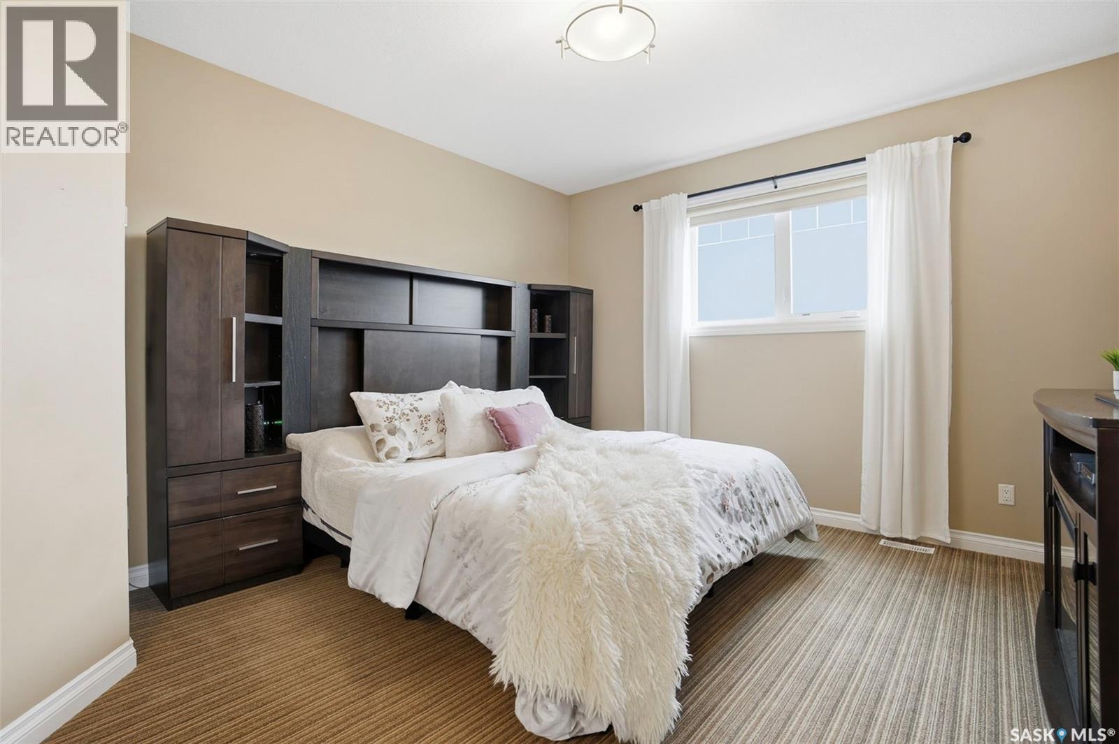 139 Pulles Crescent, Saskatoon, SK - Indoor Photo Showing Bedroom