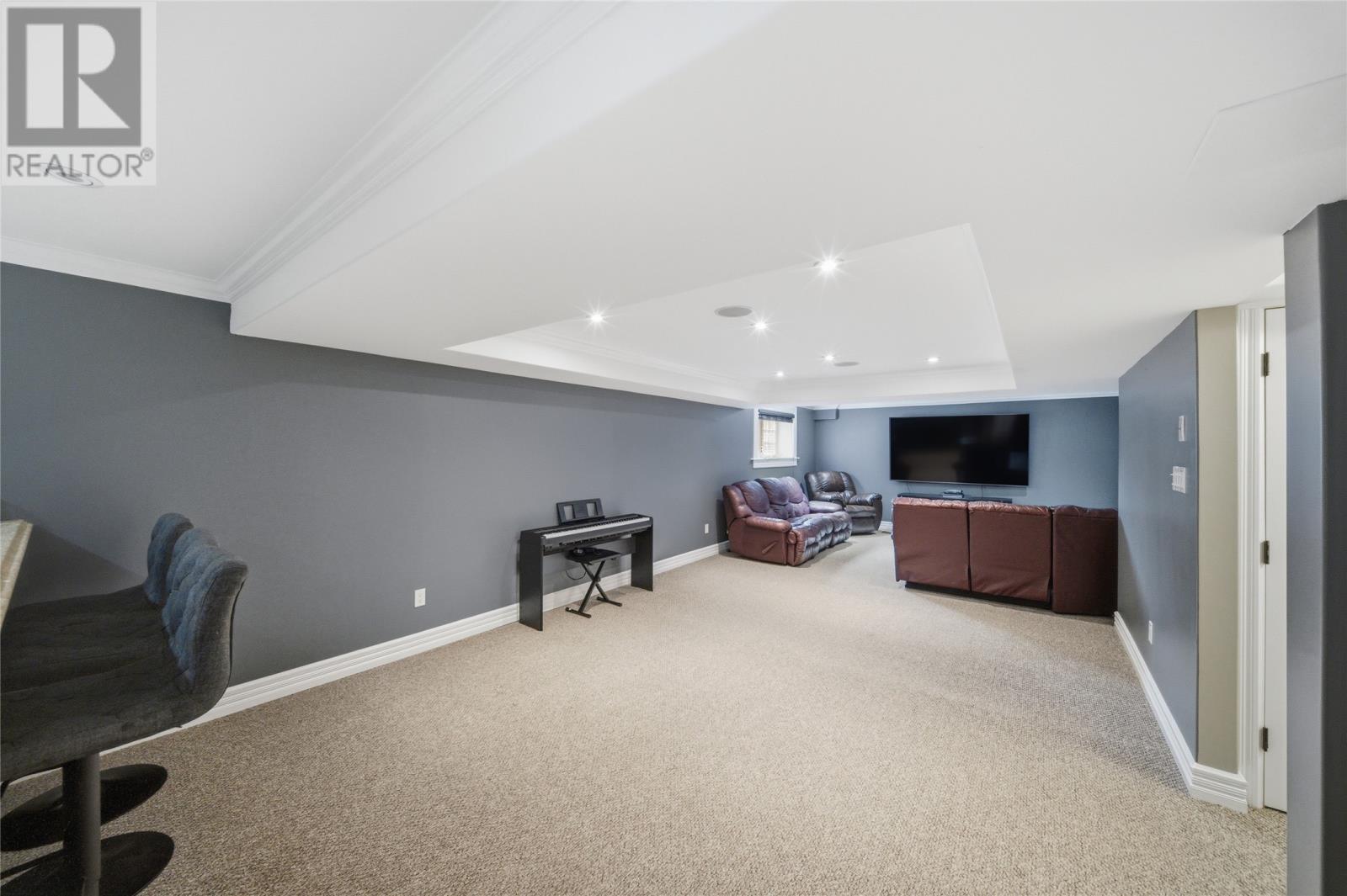 24 Pluto Street, St. John'S, NL - Indoor