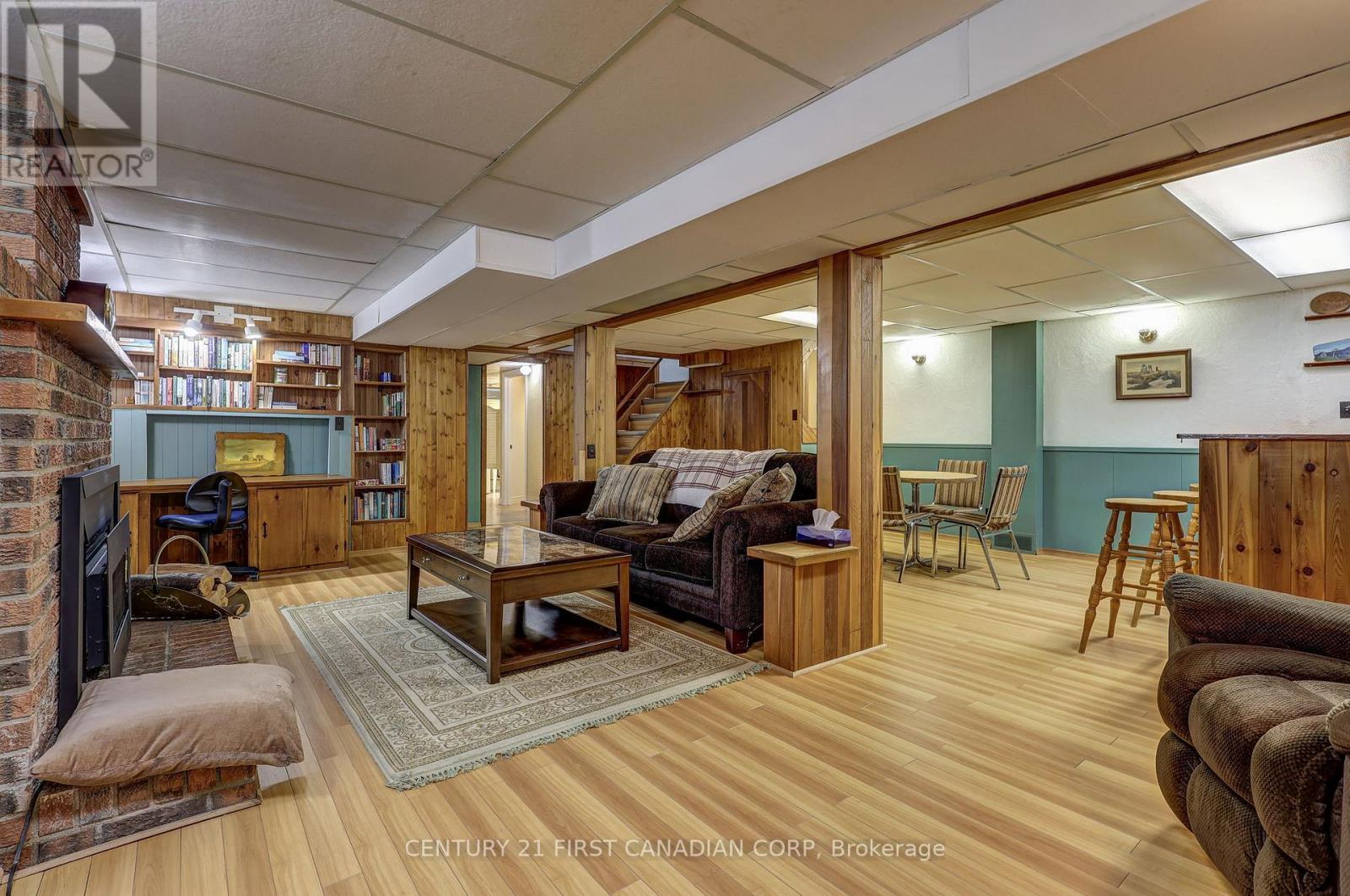 12 Rosemount Crescent, St. Thomas, ON - Indoor
