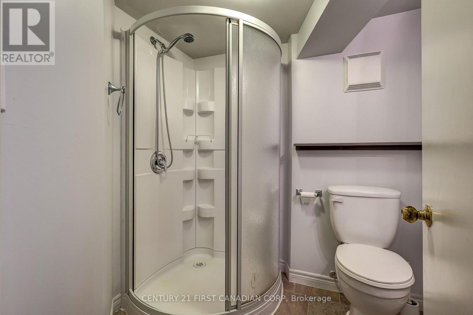 12 Rosemount Crescent, St. Thomas, ON - Indoor Photo Showing Bathroom