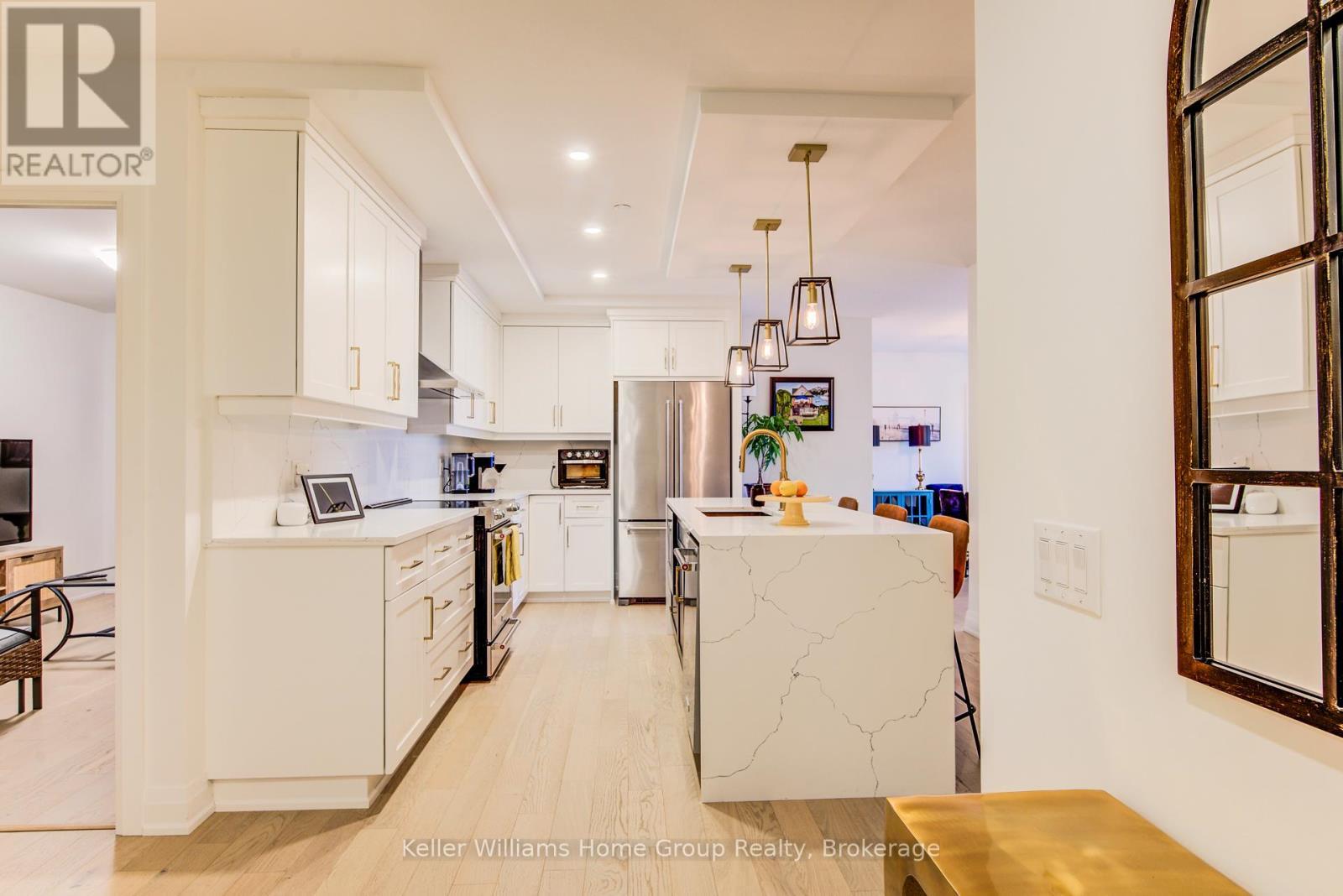 1201 - 71 Wyndham Street S, Guelph (St. Patrick'S Ward), ON - Indoor Photo Showing Kitchen