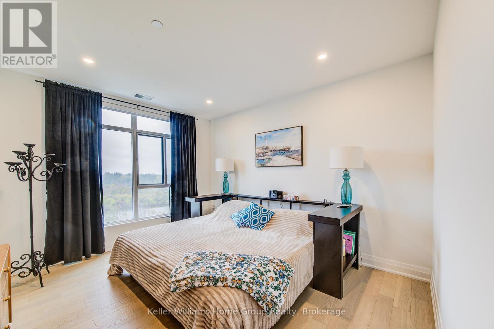 1201 - 71 Wyndham Street S, Guelph (St. Patrick'S Ward), ON - Indoor Photo Showing Bedroom