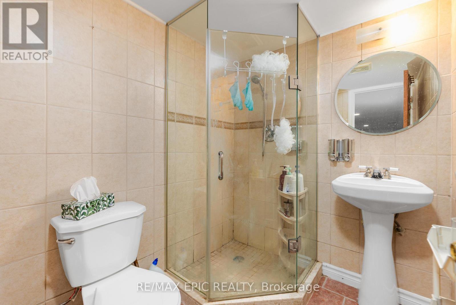 4812 Highway 7 E, Markham, ON - Indoor Photo Showing Bathroom