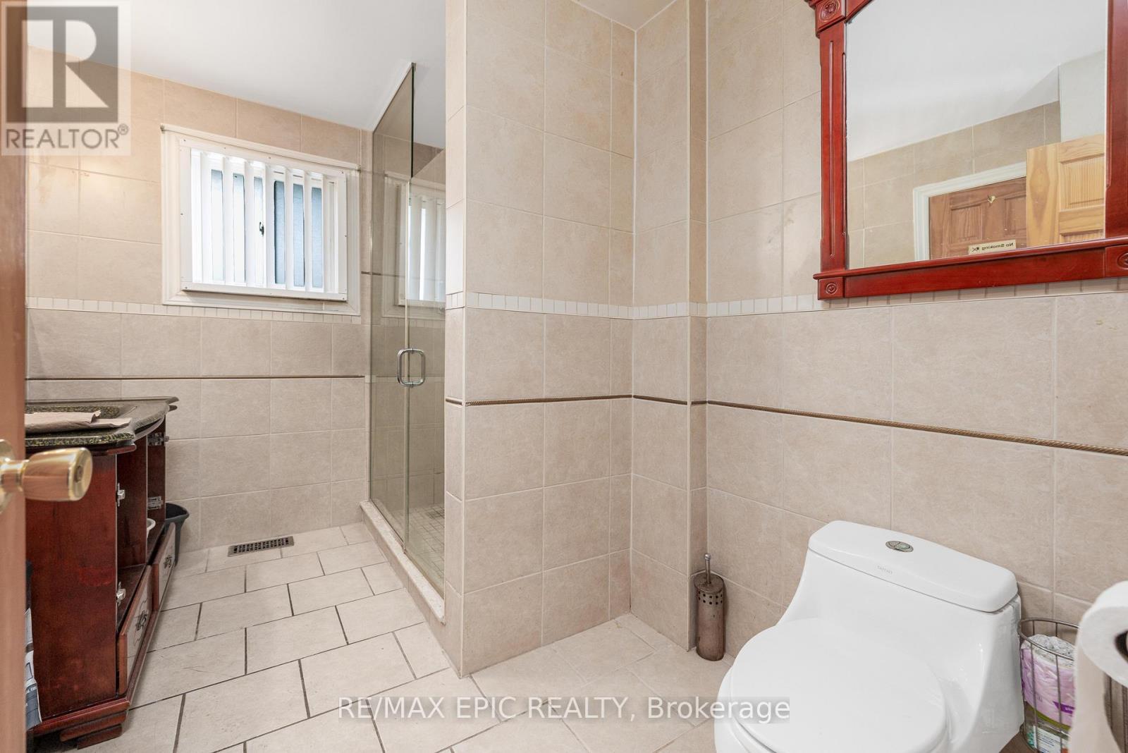 4812 Highway 7 E, Markham, ON - Indoor Photo Showing Bathroom